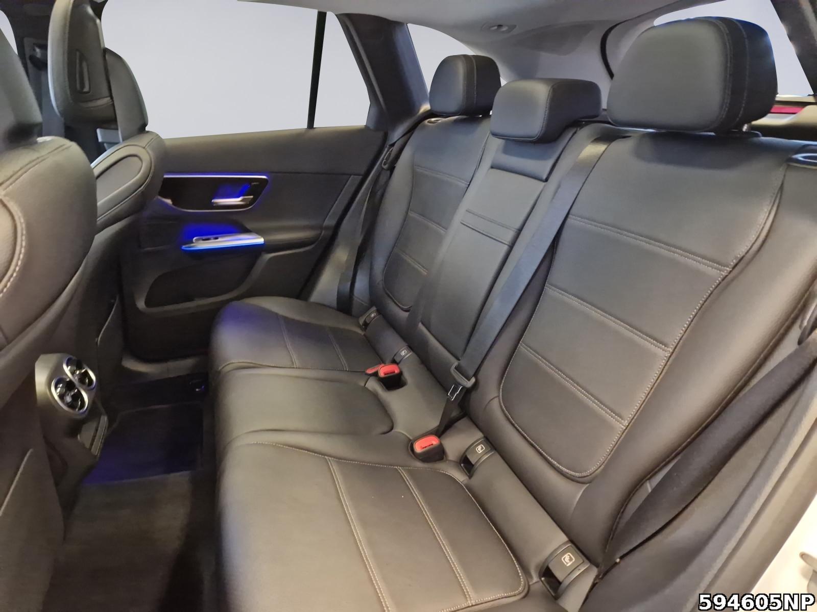 Fahrzeugabbildung Mercedes-Benz GLC 220 d 4M Avantgarde Pano AHK LED Memory18LM