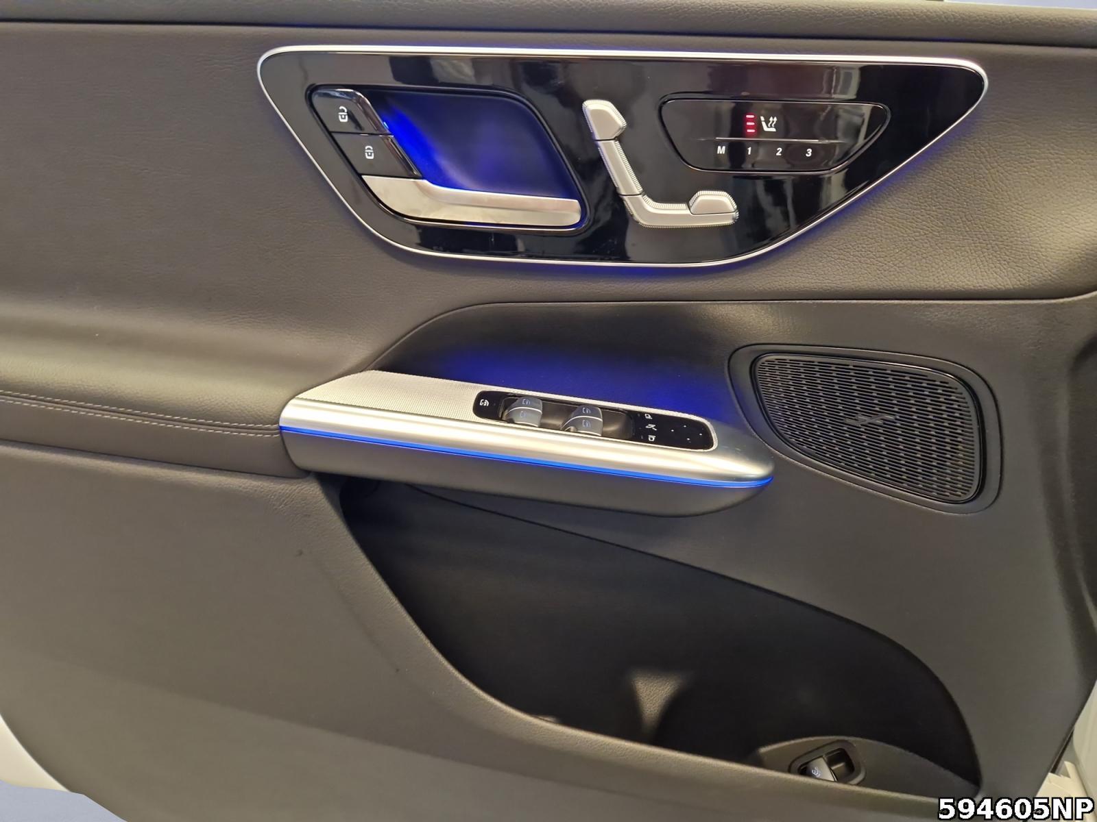 Fahrzeugabbildung Mercedes-Benz GLC 220 d 4M Avantgarde Pano AHK LED Memory18LM