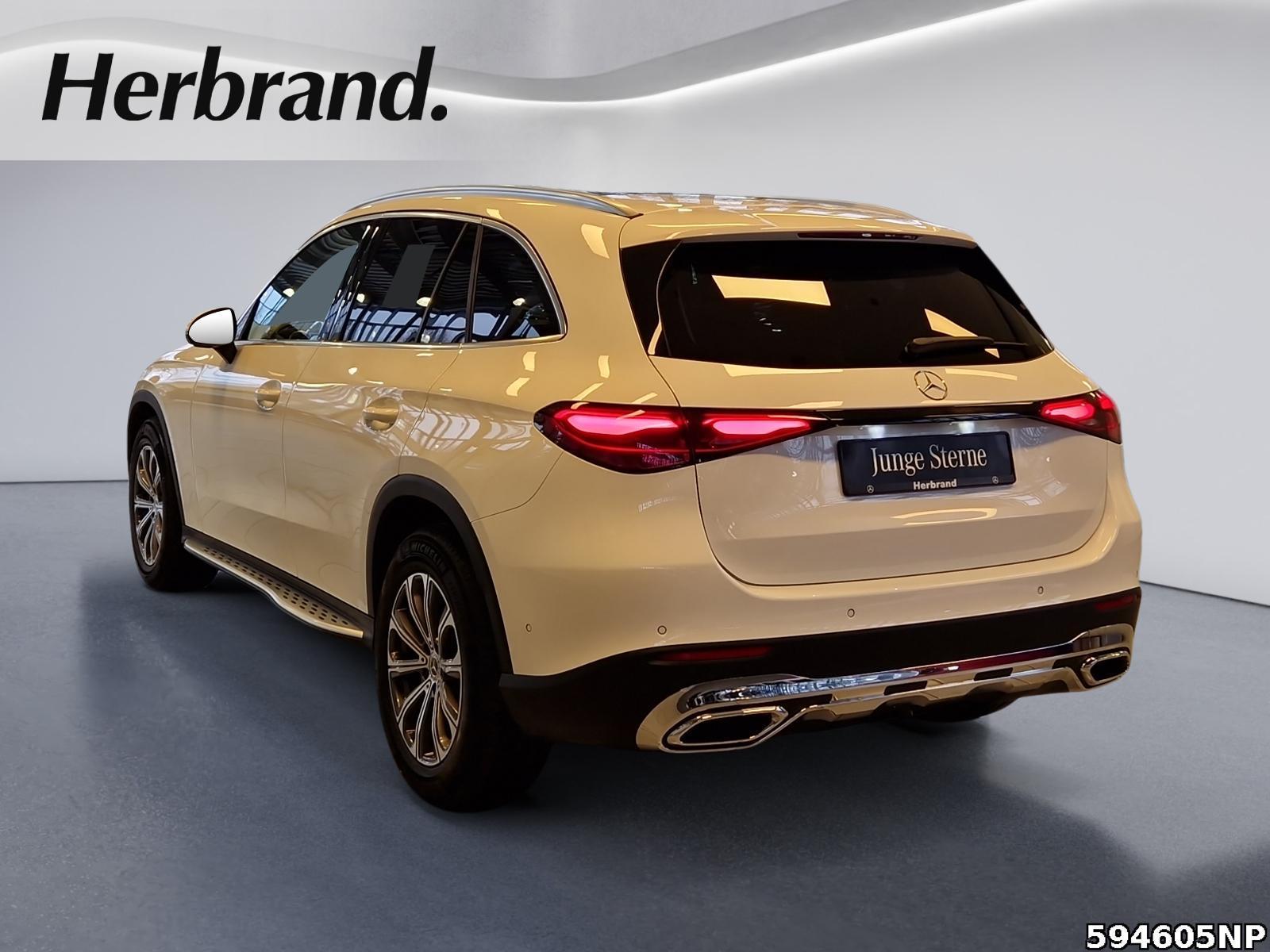 Fahrzeugabbildung Mercedes-Benz GLC 220 d 4M Avantgarde Pano AHK LED Memory18LM