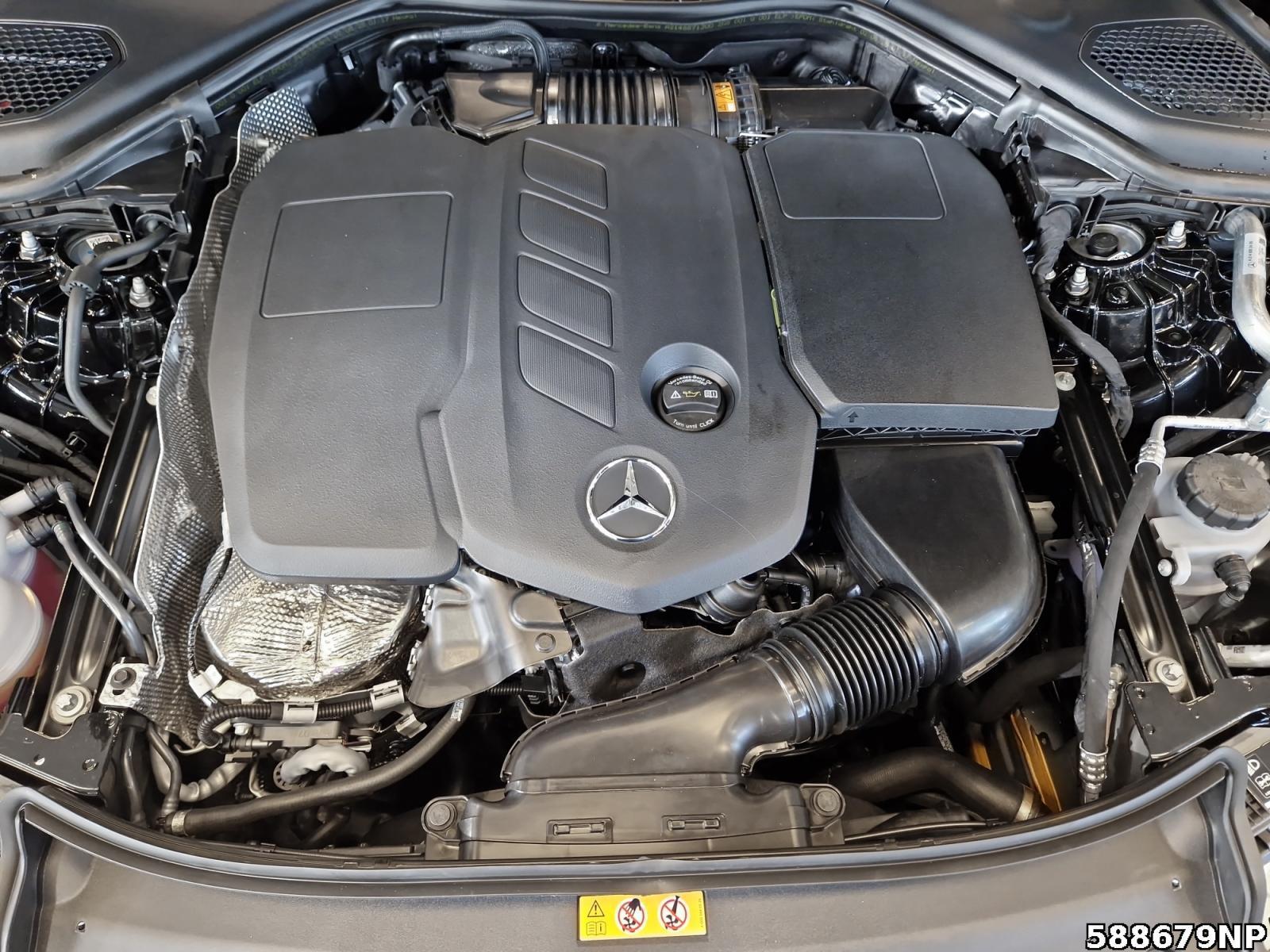 Fahrzeugabbildung Mercedes-Benz E 220 d T-Modell EDITION AMG+BURMESTER4D+AHK+HUD