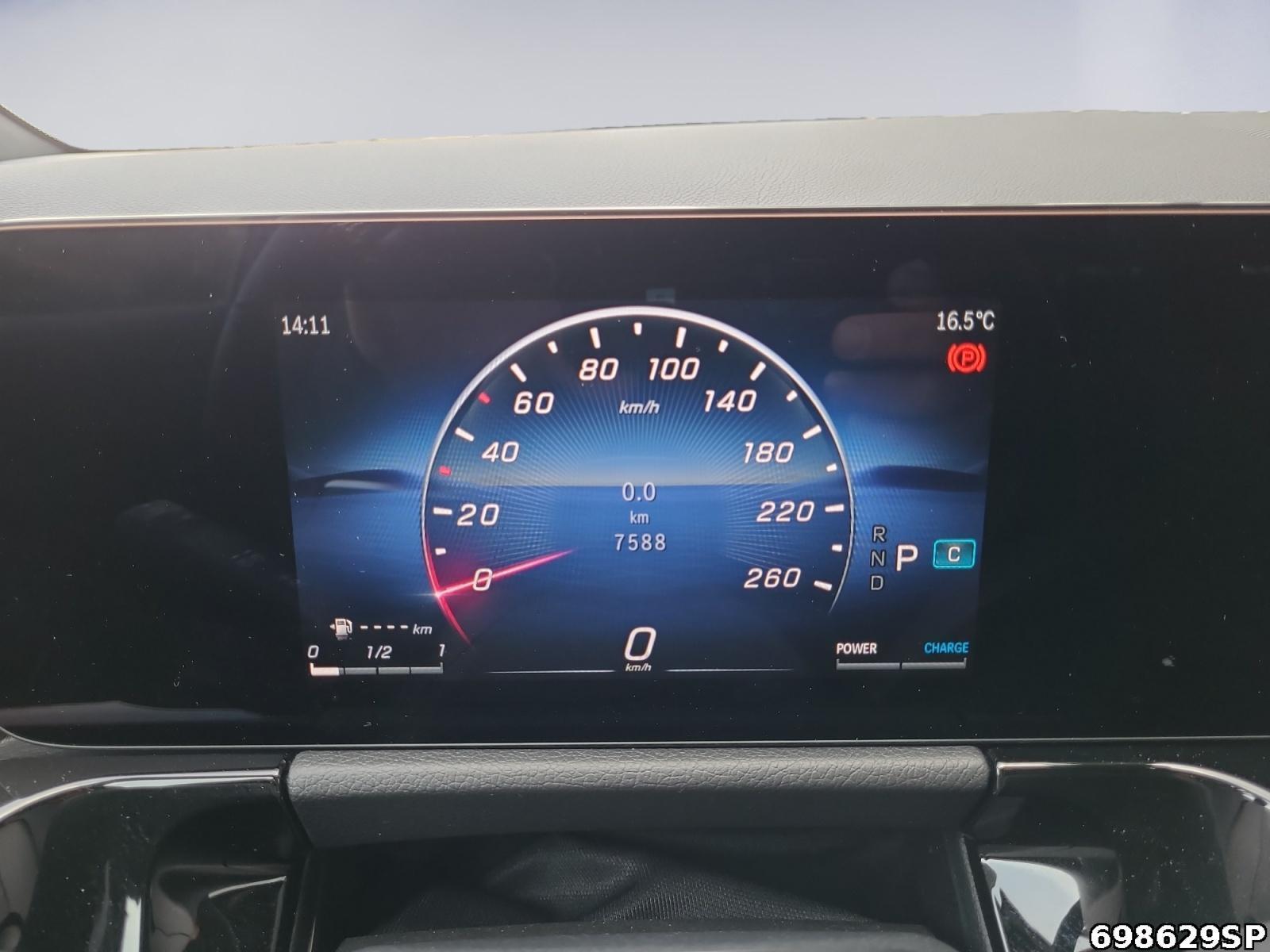 Fahrzeugabbildung Mercedes-Benz GLA 200 Progressive AHK Kamera LED