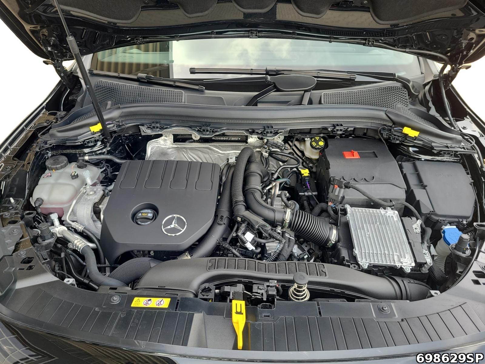 Fahrzeugabbildung Mercedes-Benz GLA 200 Progressive AHK Kamera LED