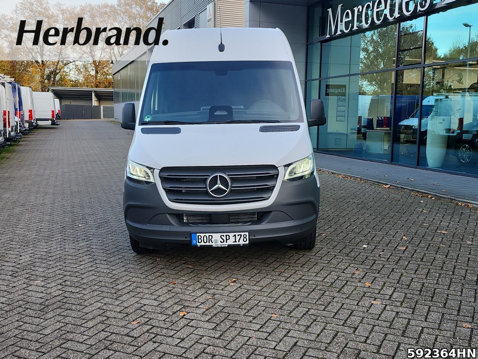 Fahrzeugabbildung Mercedes-Benz Sprinter 319 CDI Kasten PRO*L2H2*LED*Autom*AHK*