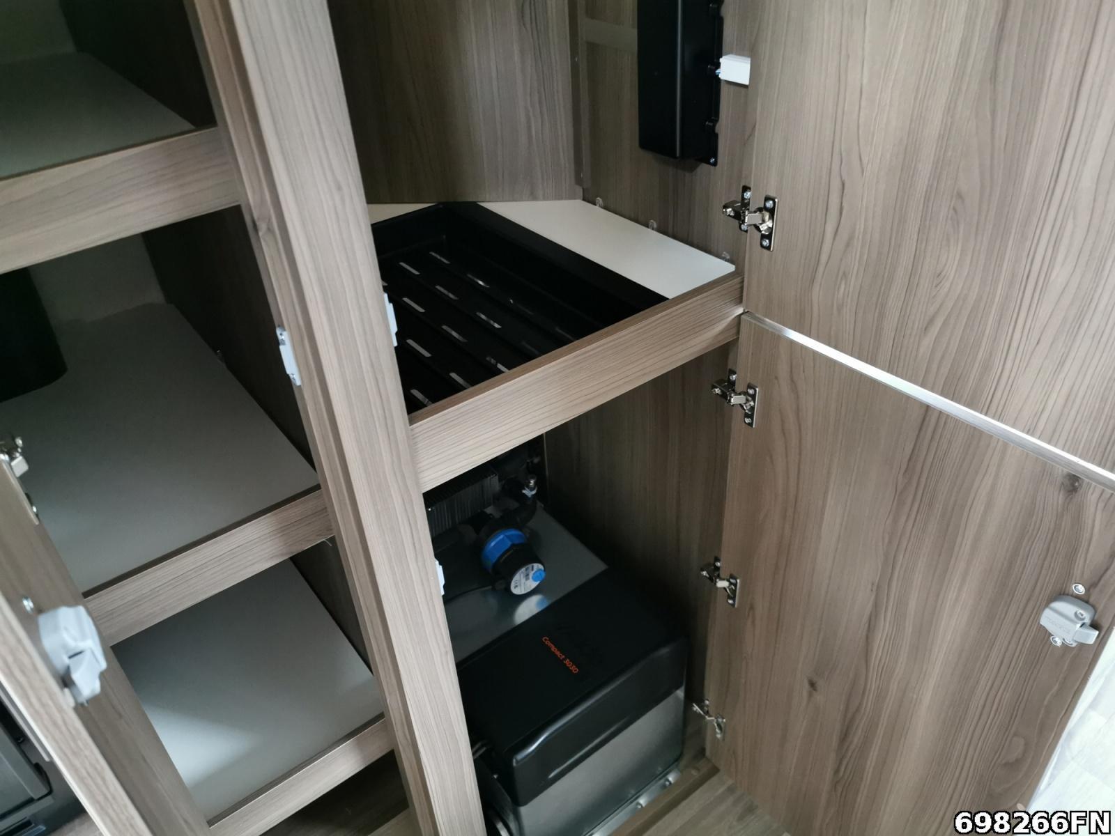 Fahrzeugabbildung Kabe Royal 560 GLE B2 2027