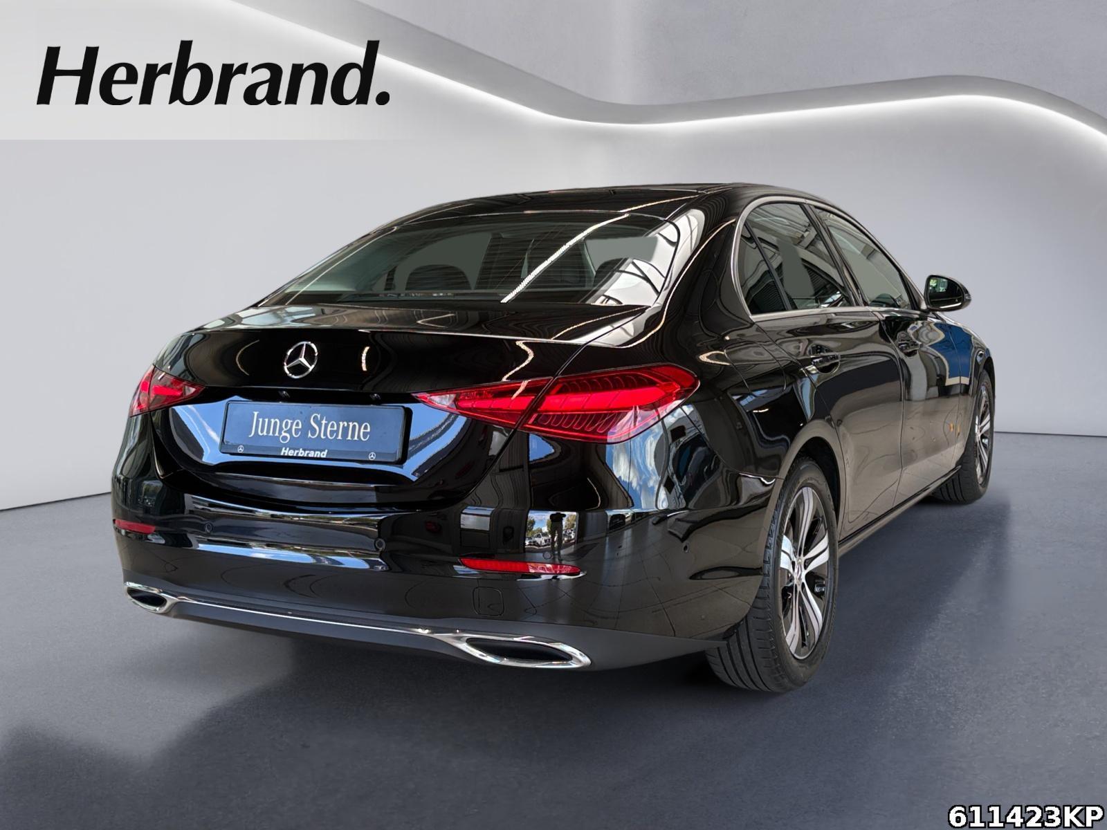 Fahrzeugabbildung Mercedes-Benz C 180 Avantgarde Digital-Light 360° CarPlay Totw