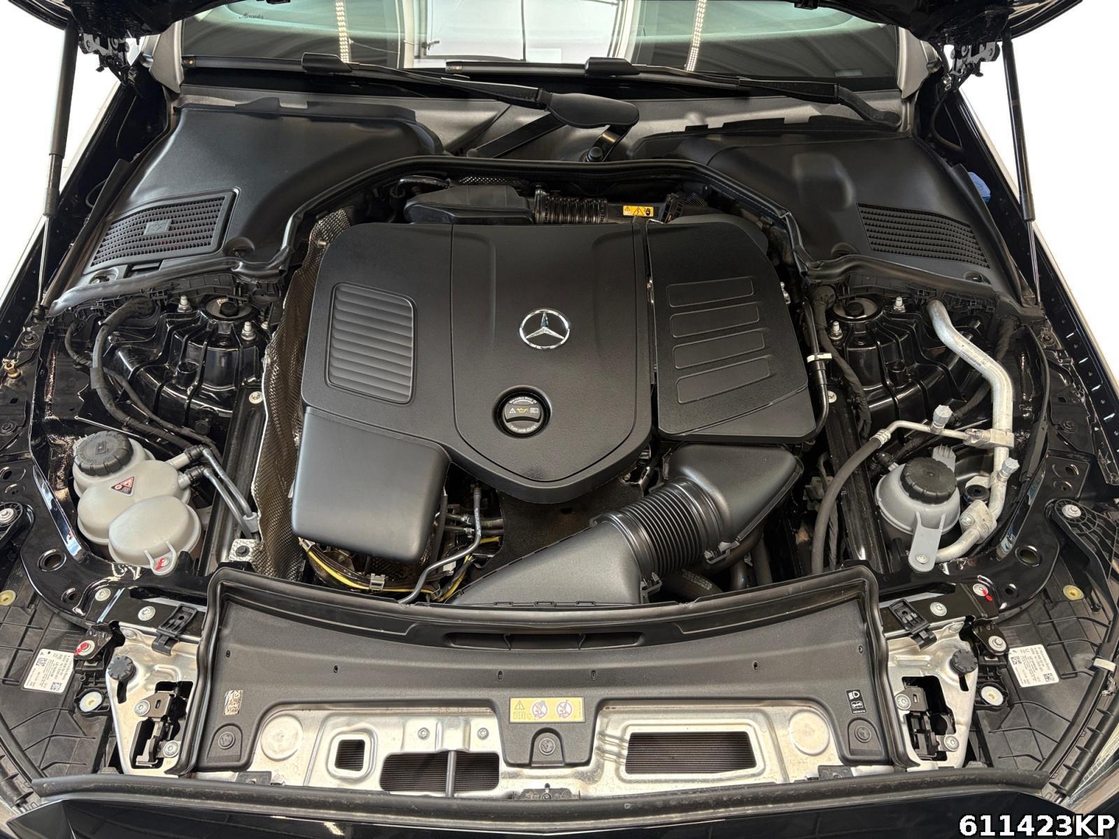 Fahrzeugabbildung Mercedes-Benz C 180 Avantgarde Digital-Light 360° CarPlay Totw