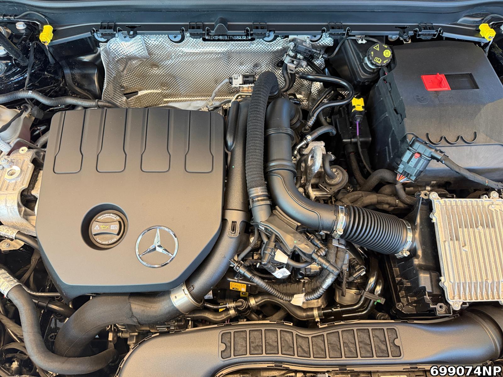 Fahrzeugabbildung Mercedes-Benz CLA 180 Shooting Brake AMG Ambiente LED Lenkradhzg KEYLESS.
