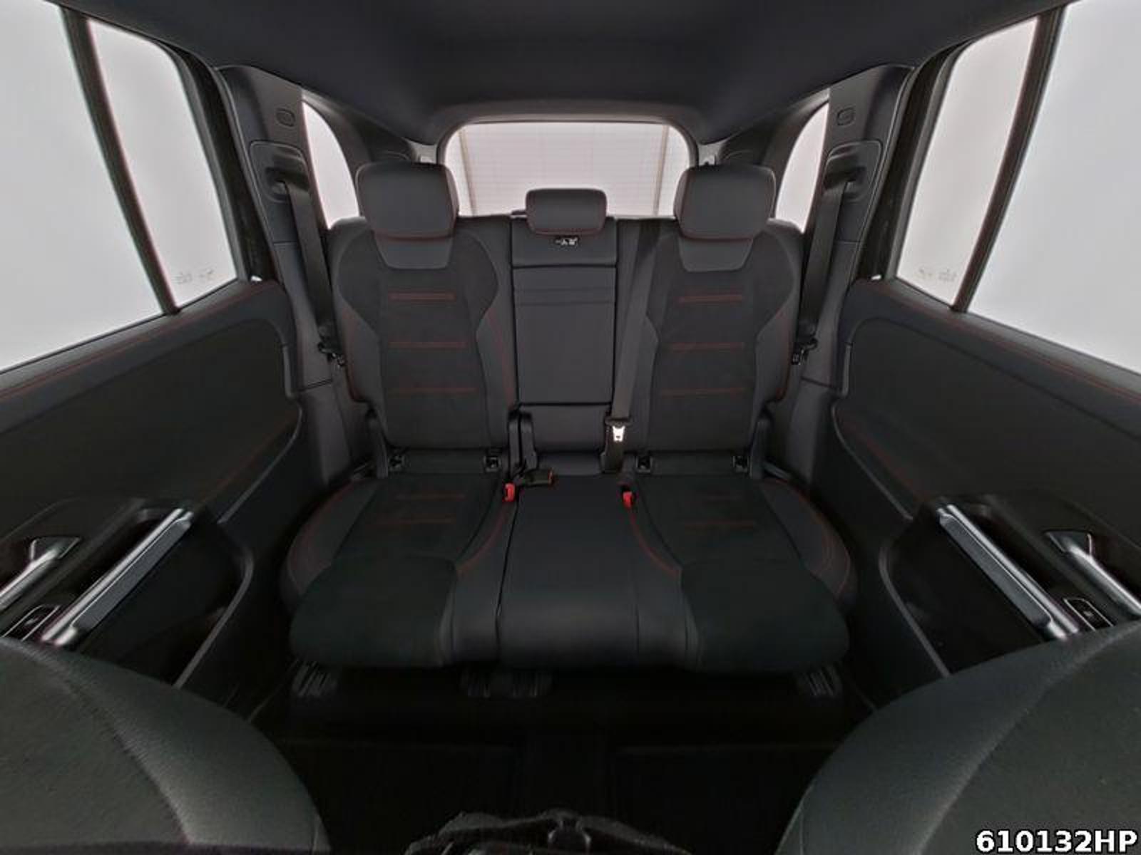 Fahrzeugabbildung Mercedes-Benz EQB 4M AMG 7Sitzer Burmester Memory HUD 360