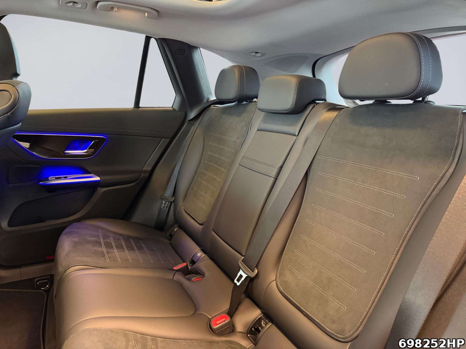 Fahrzeugabbildung Mercedes-Benz GLC 300 e 4M AMG Line AHK Nght DIGITAL Pano