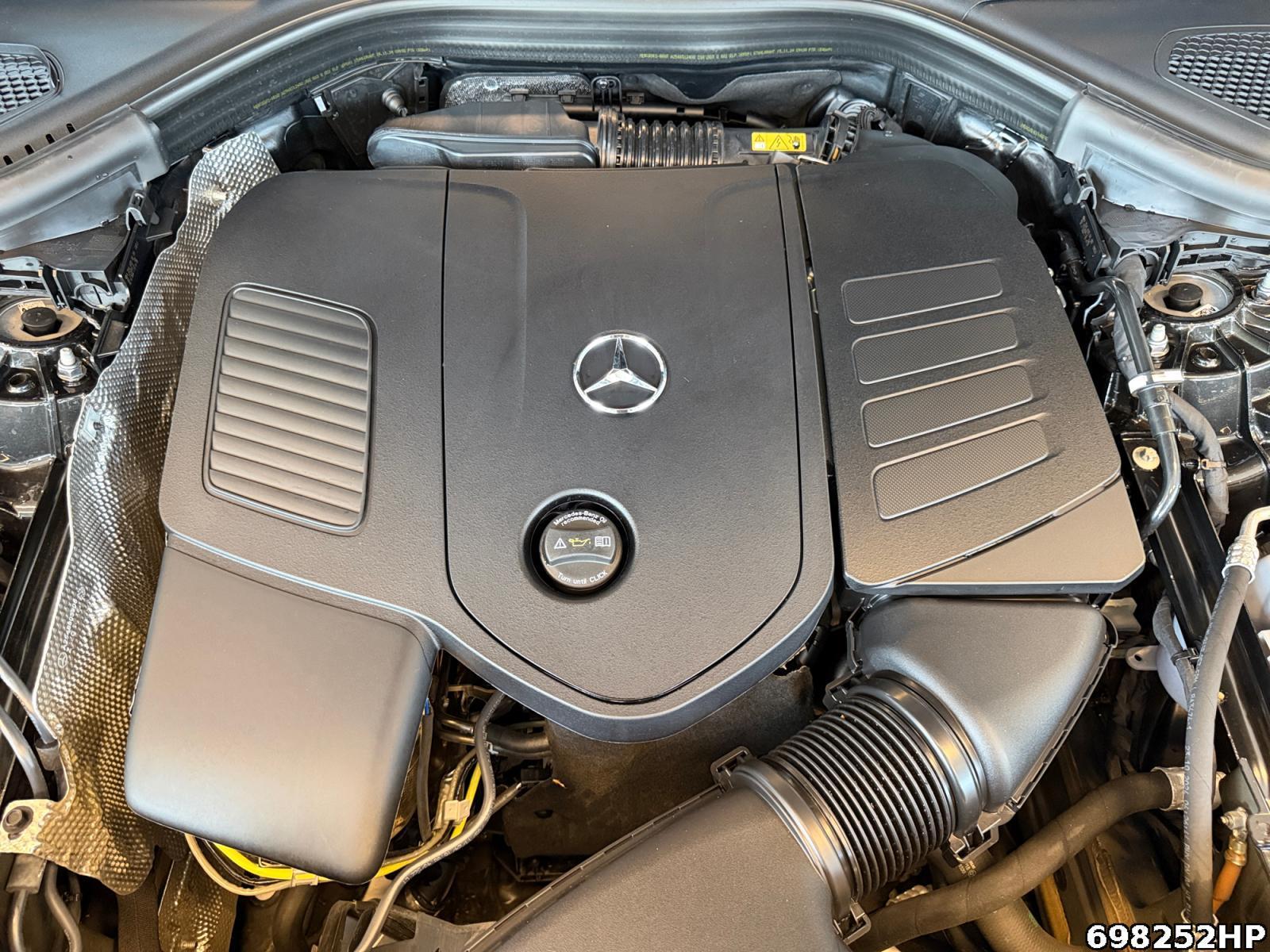 Fahrzeugabbildung Mercedes-Benz GLC 300 e 4M AMG Line AHK Nght DIGITAL Pano