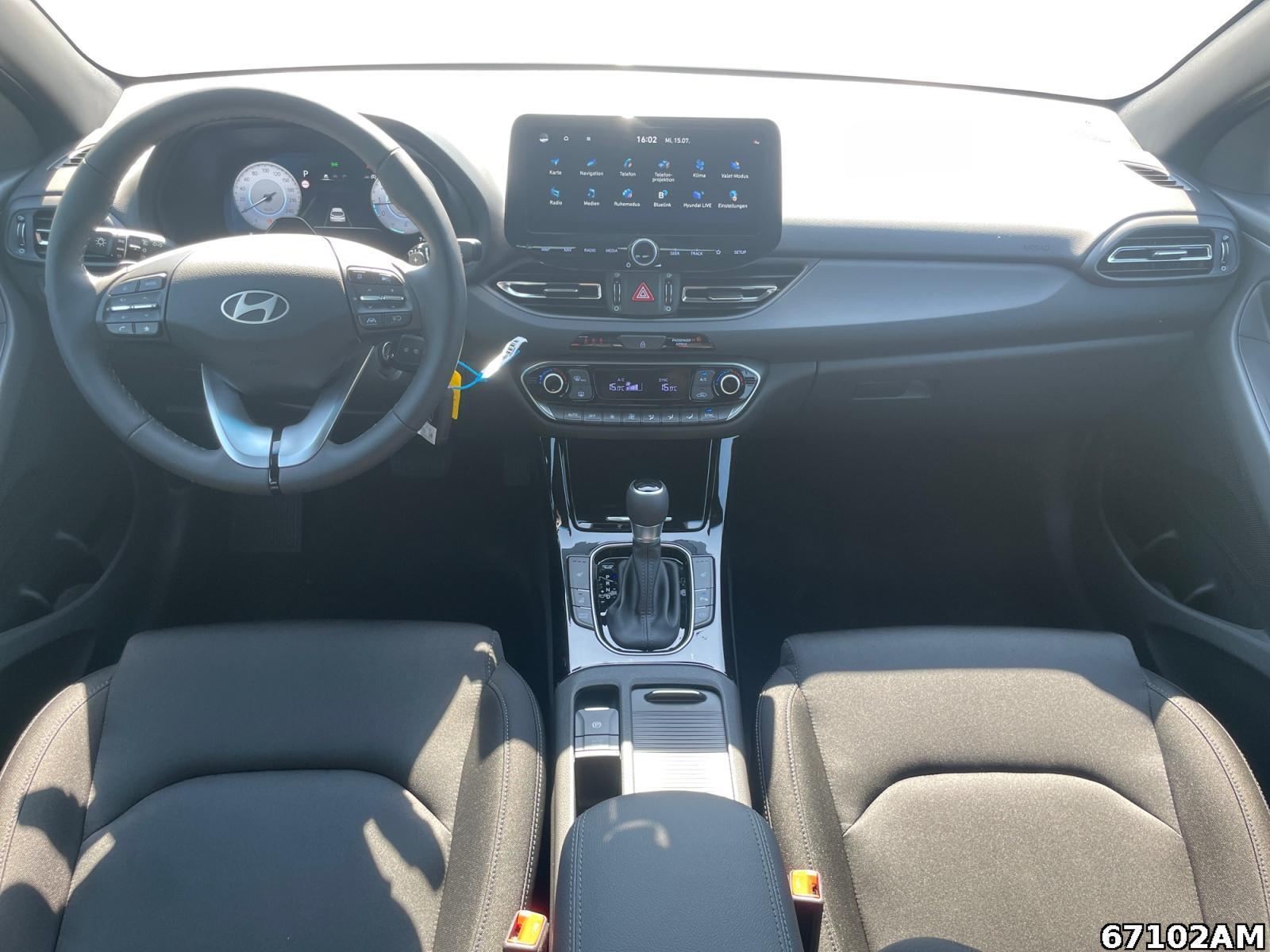 Fahrzeugabbildung Hyundai i30 Trend - Automatik