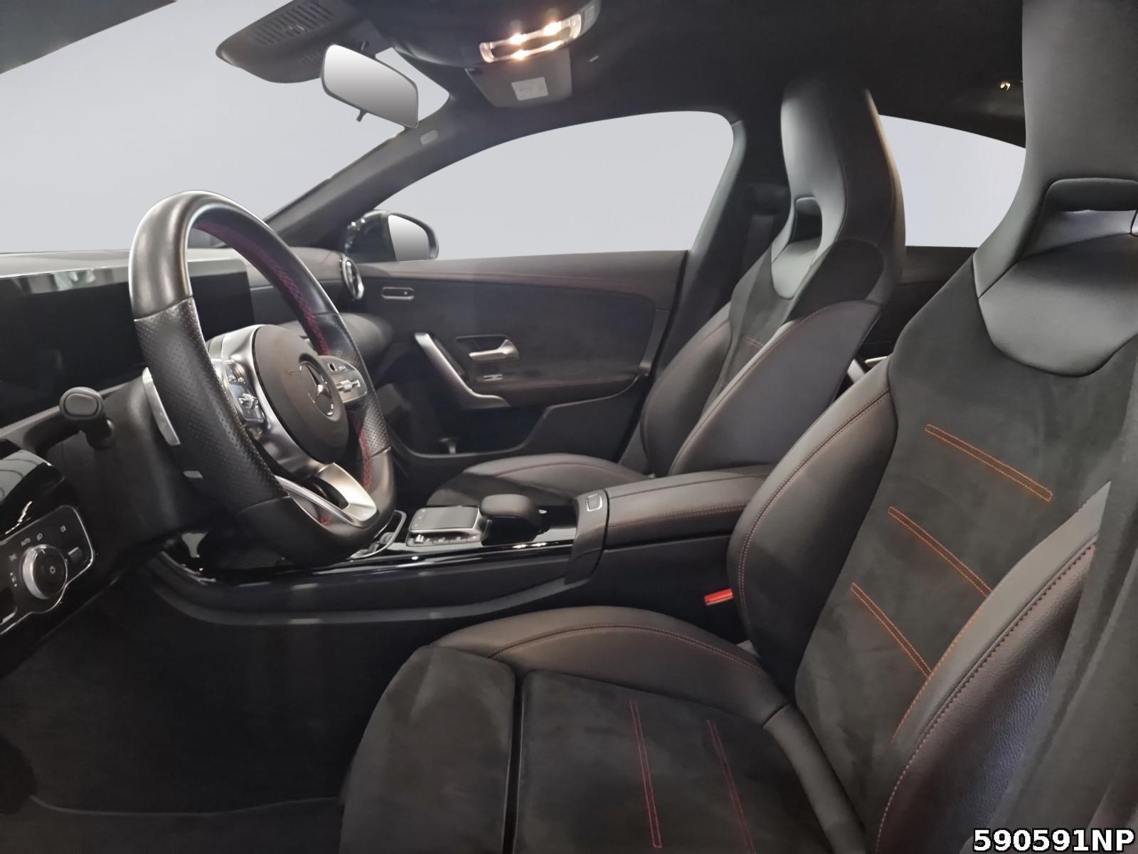 Fahrzeugabbildung Mercedes-Benz CLA 250 e Coupé AMG Night LED Ambiente Kamera