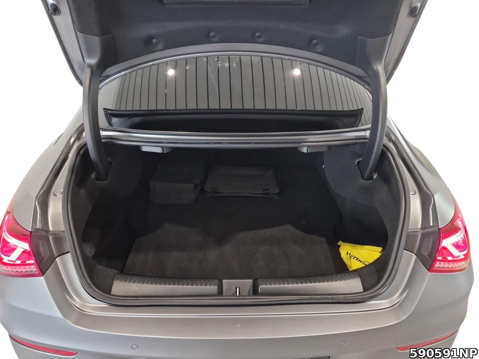 Fahrzeugabbildung Mercedes-Benz CLA 250 e Coupé AMG Night LED Ambiente Kamera