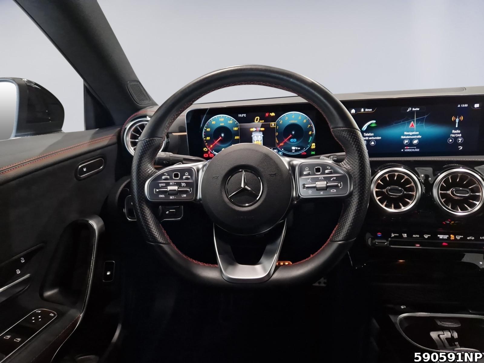 Fahrzeugabbildung Mercedes-Benz CLA 250 e Coupé AMG Night LED Ambiente Kamera