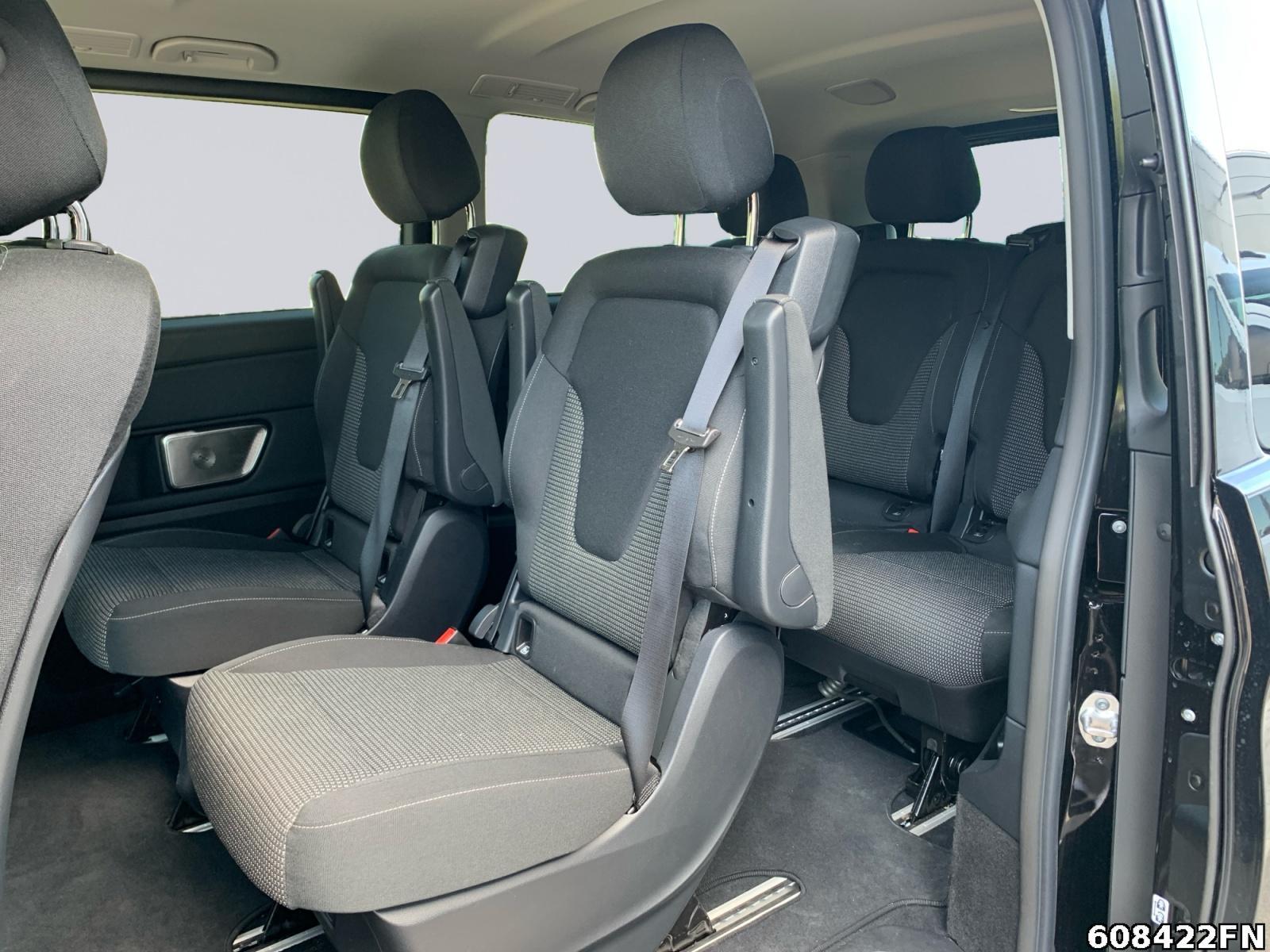 Fahrzeugabbildung Mercedes-Benz V 300 STYLE L *7 SITZE*BURMESTER*AHK*MULTIBEAM*