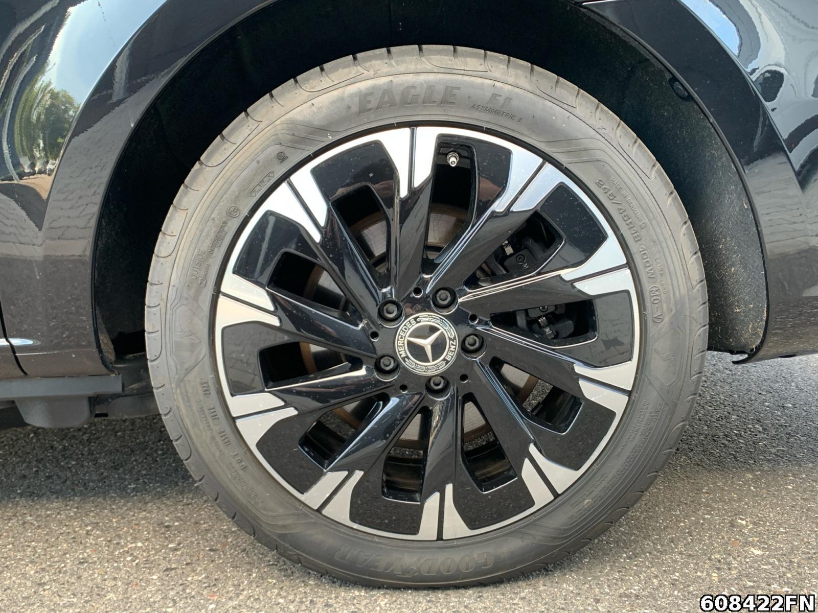 Fahrzeugabbildung Mercedes-Benz V 300 STYLE L *7 SITZE*BURMESTER*AHK*MULTIBEAM*