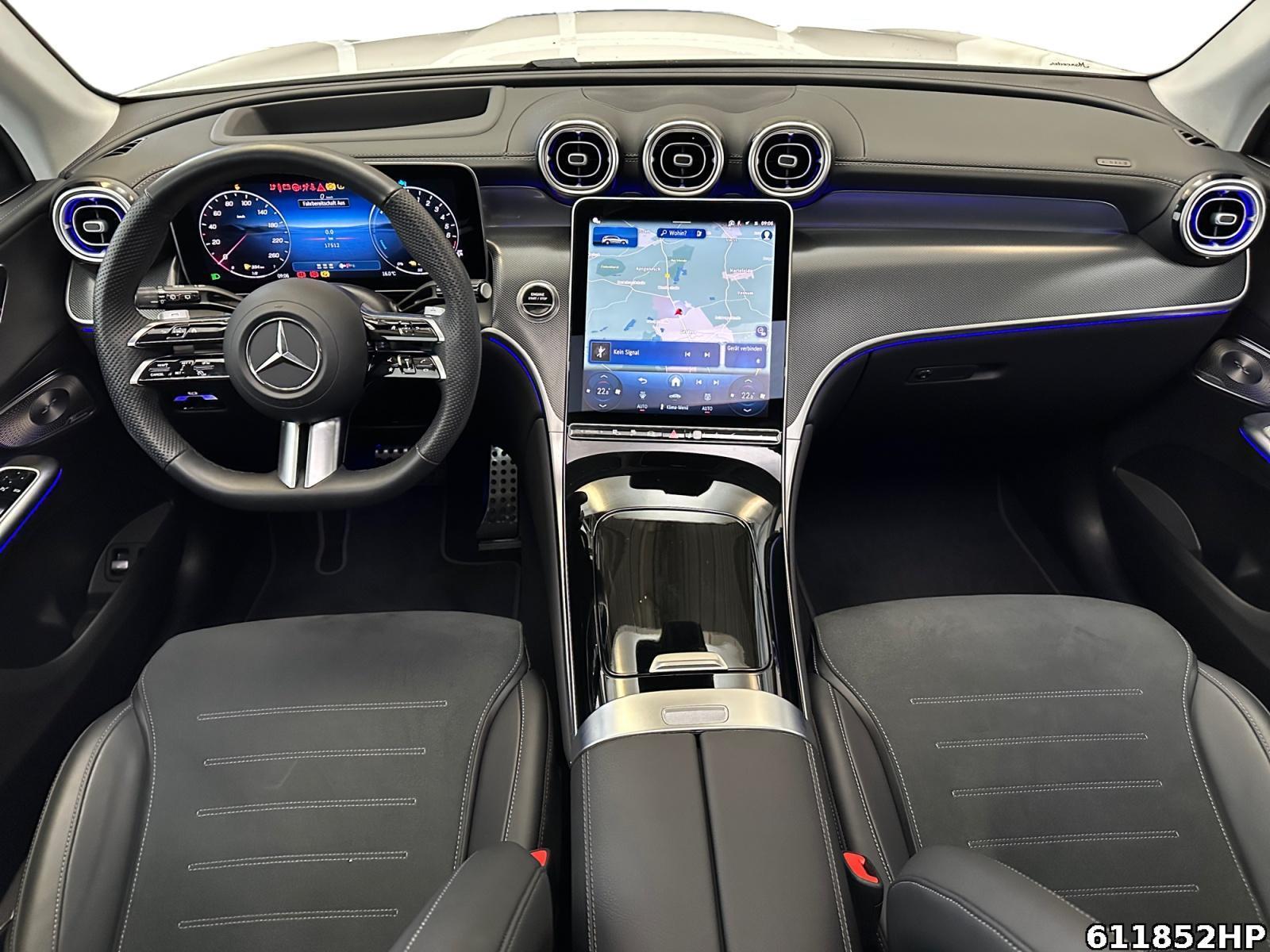 Fahrzeugabbildung Mercedes-Benz GLC 300 e AMG Pano AHK Burmester Digital-Light