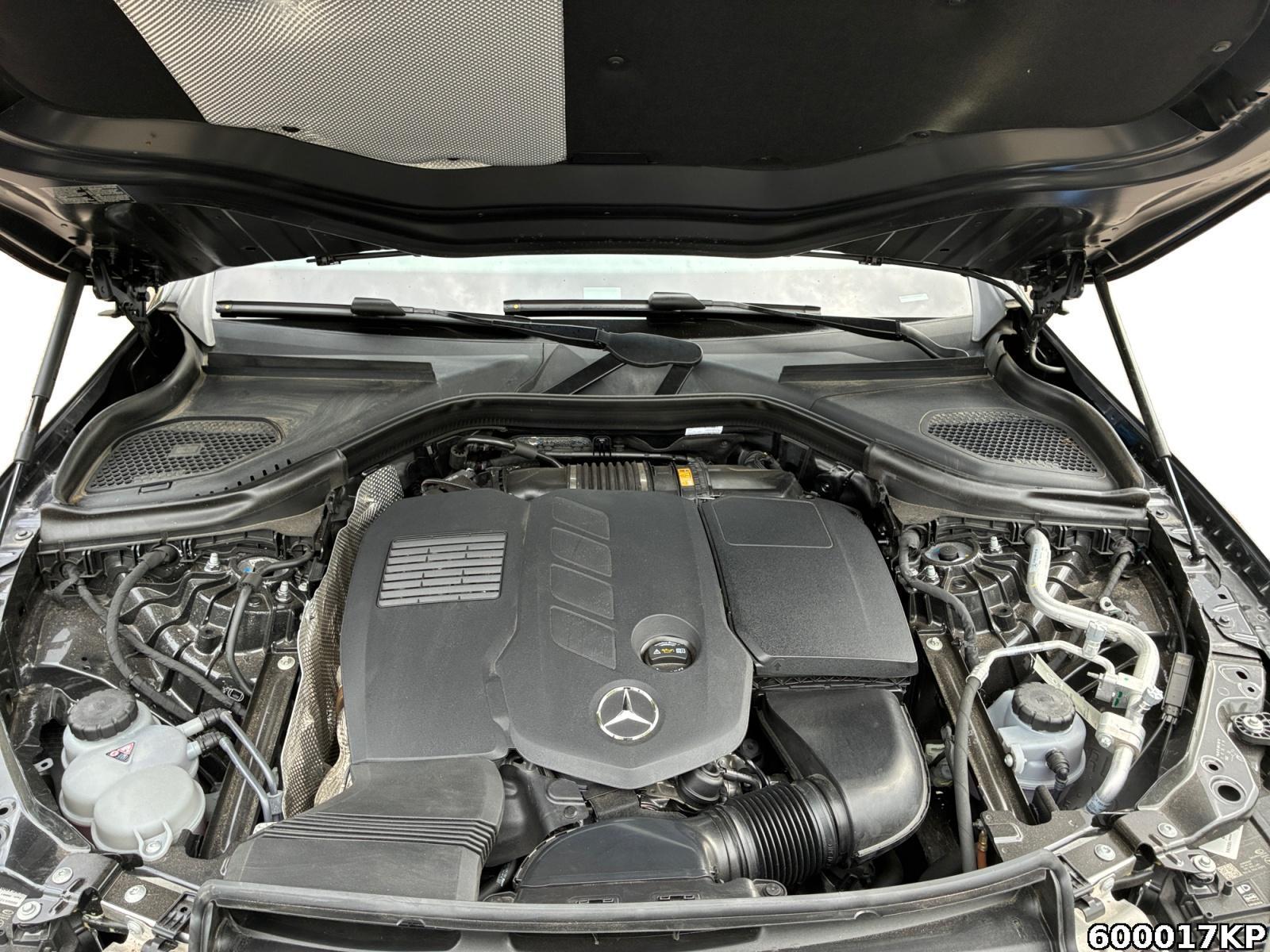 Fahrzeugabbildung Mercedes-Benz GLC 300 d 4M AMG AHK 360° Memory Ambiente