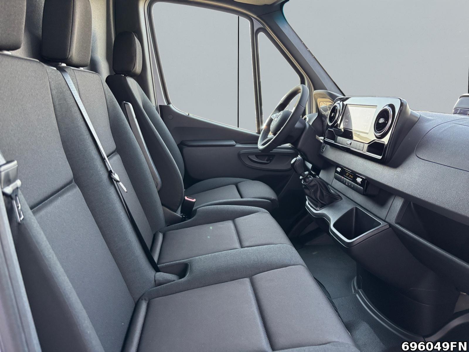 Fahrzeugabbildung Mercedes-Benz Sprinter 317 CDI Kasten PRO Hochdach Lang