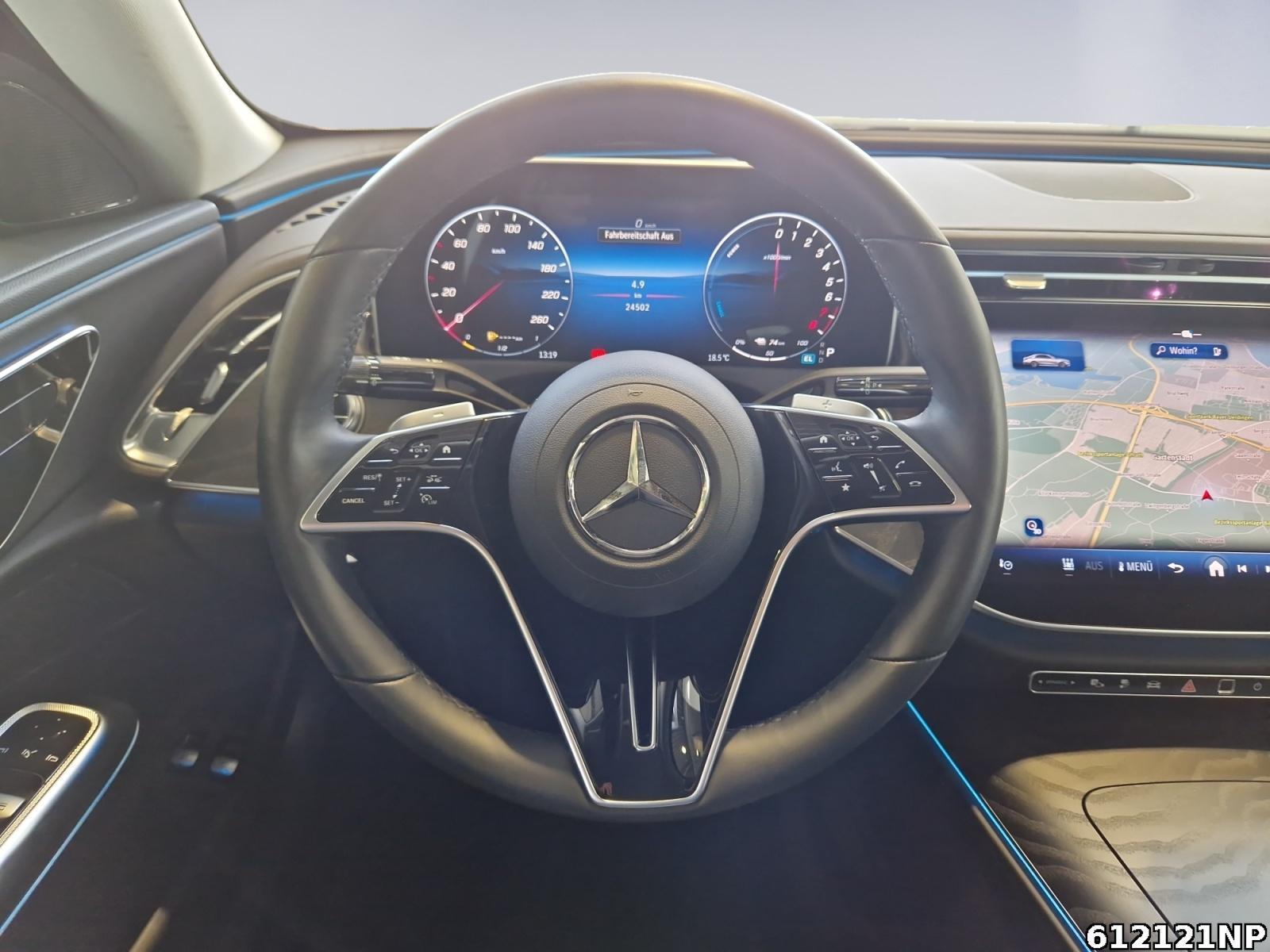 Fahrzeugabbildung Mercedes-Benz E 300 e Avantgarde Distronic Keyless Kamera LED