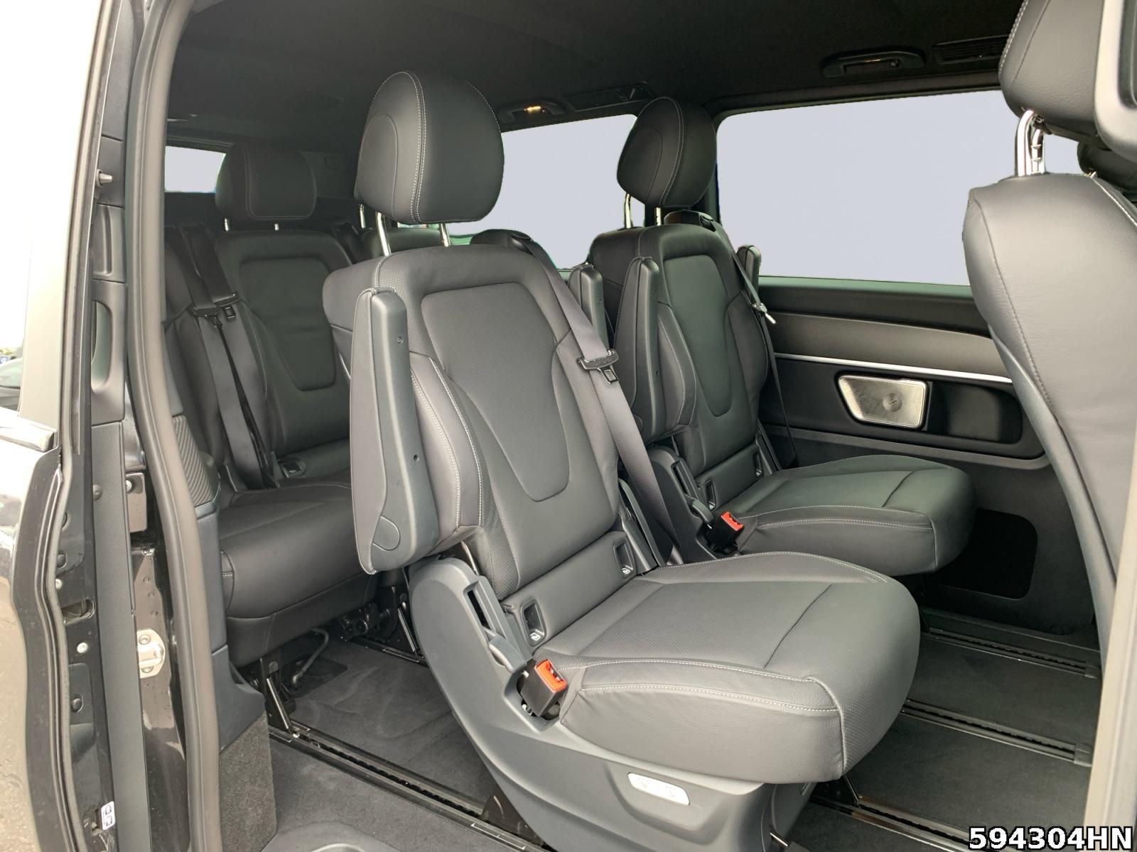 Fahrzeugabbildung Mercedes-Benz V 250 AVG/L AMG *7 SITZE*STANDHEIZ*AHK*BURMESTER