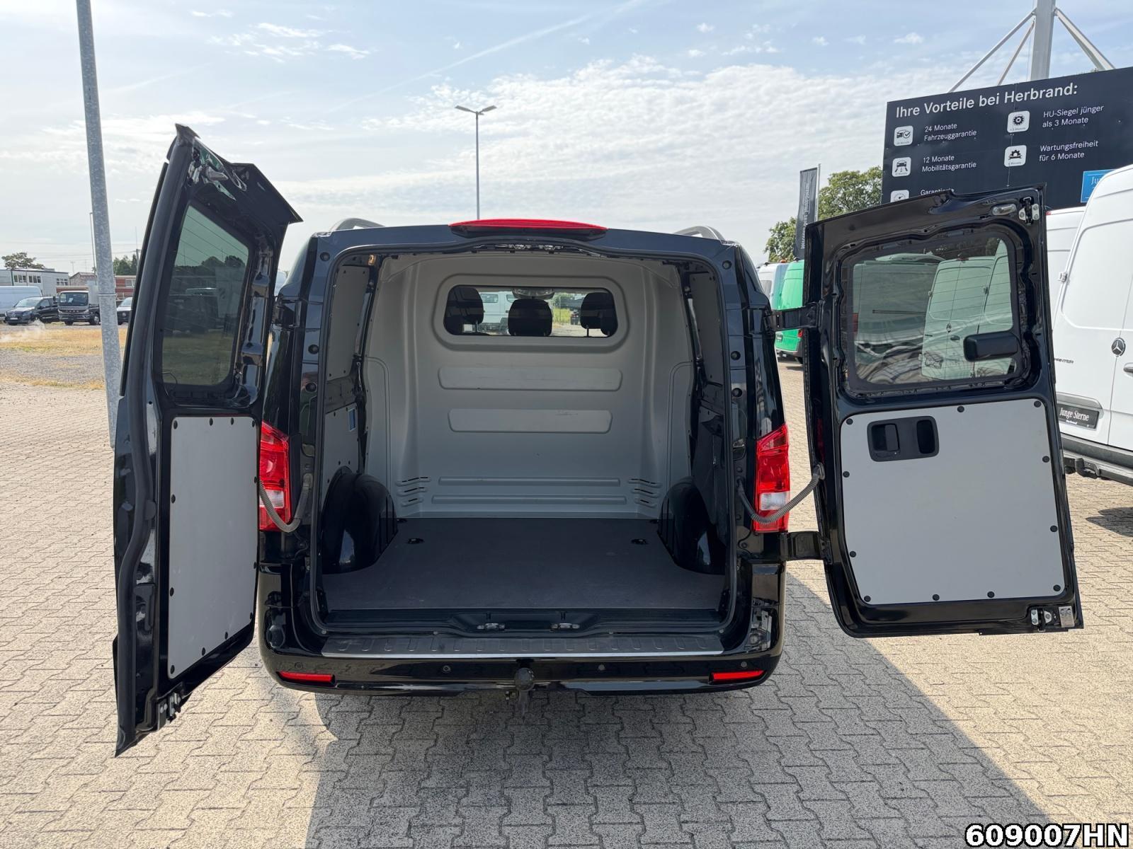 Fahrzeugabbildung Mercedes-Benz Vito 124 CDI *LKW*AUTOM.*4x4*DIST*LED*AHK