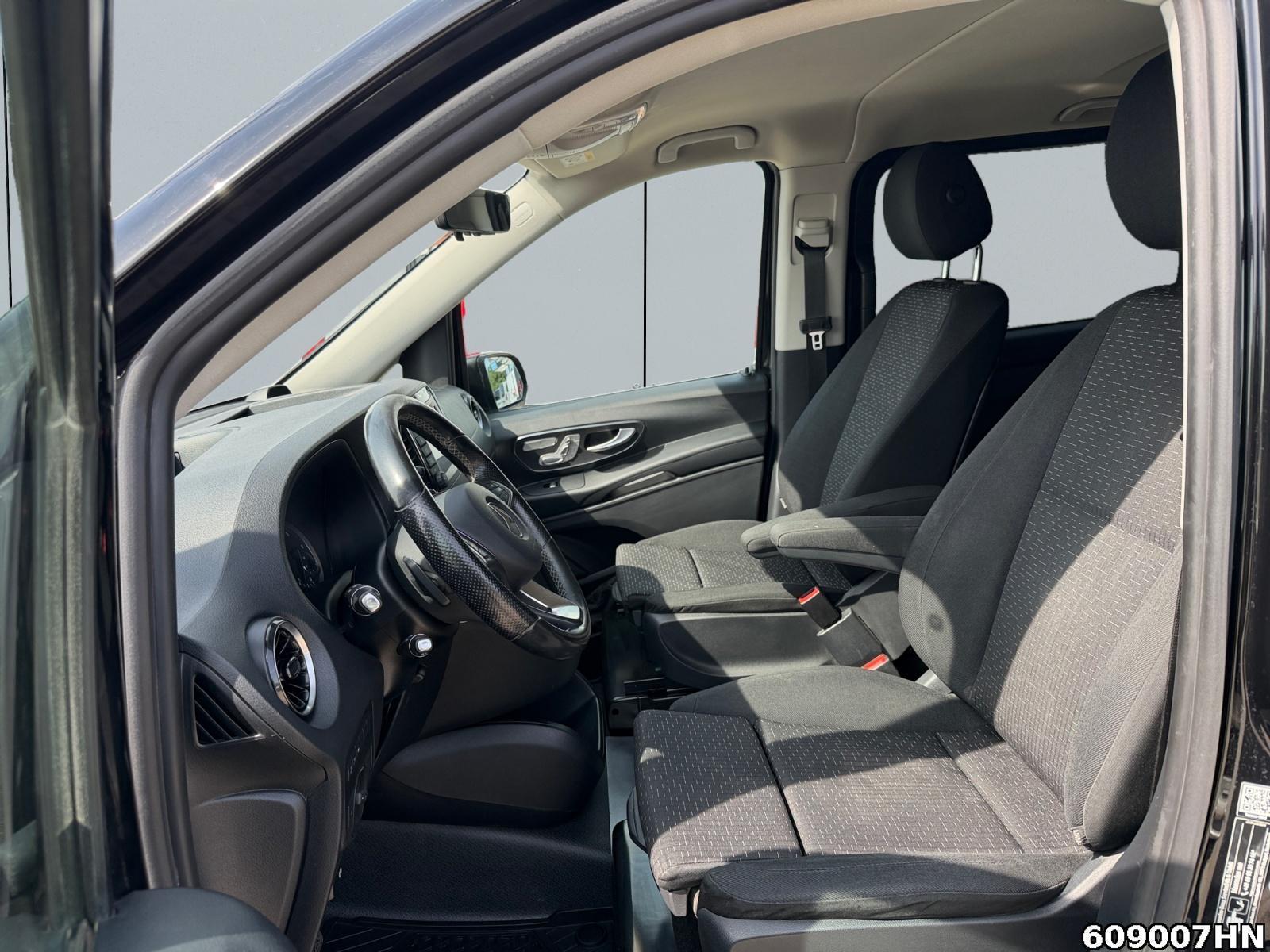 Fahrzeugabbildung Mercedes-Benz Vito 124 CDI *LKW*AUTOM.*4x4*DIST*LED*AHK