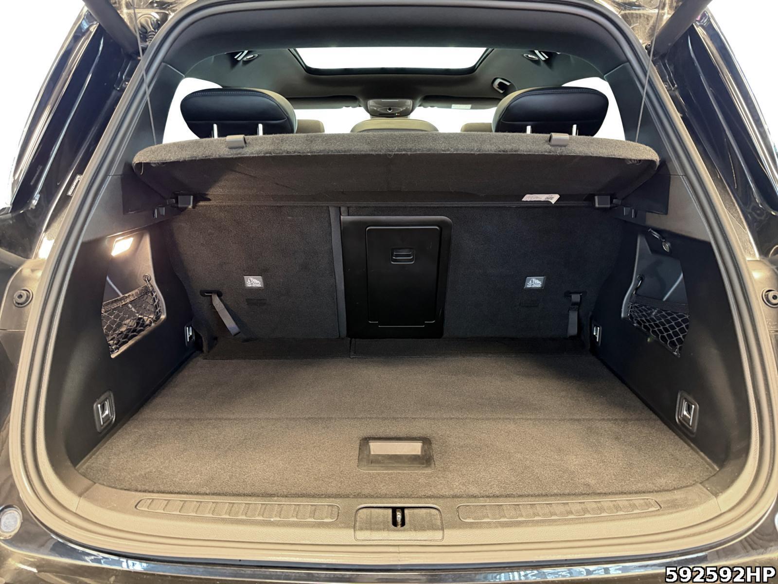 Fahrzeugabbildung Smart ONE Brabus LED Head-up Pano Sound