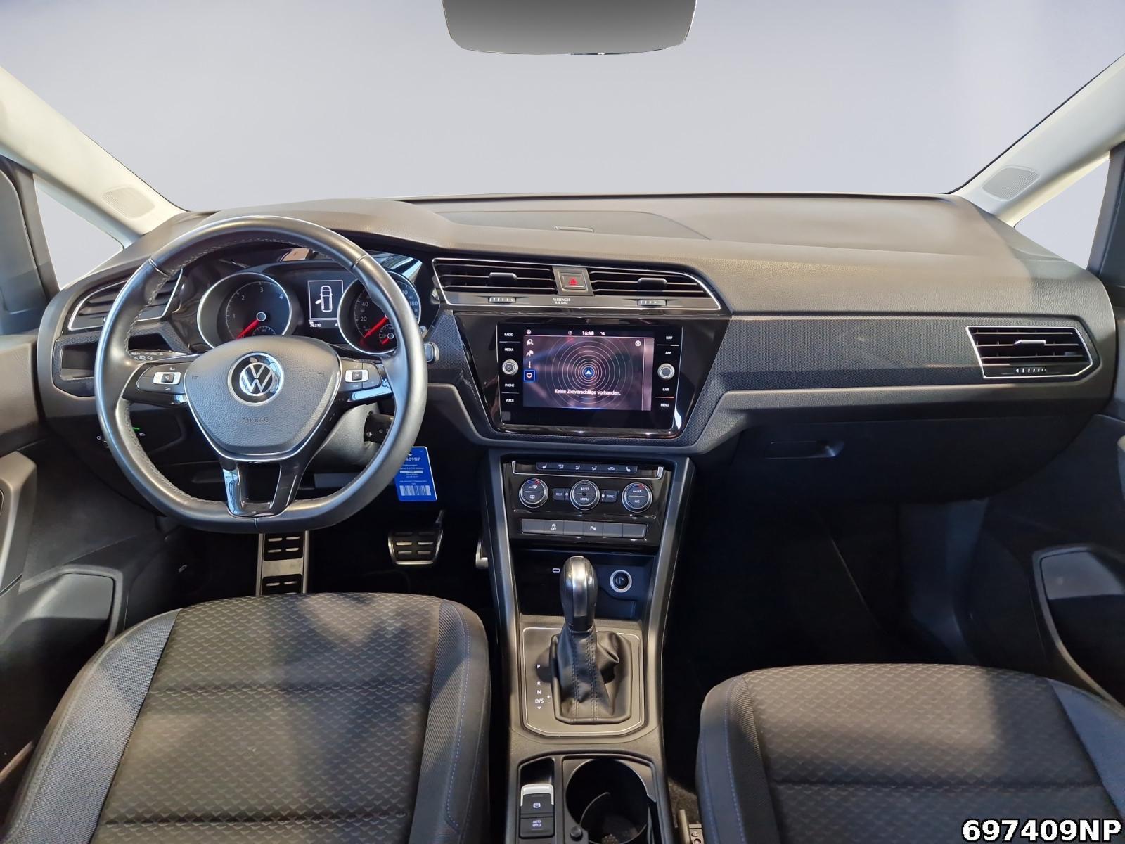 Fahrzeugabbildung Volkswagen Touran 2.0 TDI United 7 Sitzer AHK Navi DAB+