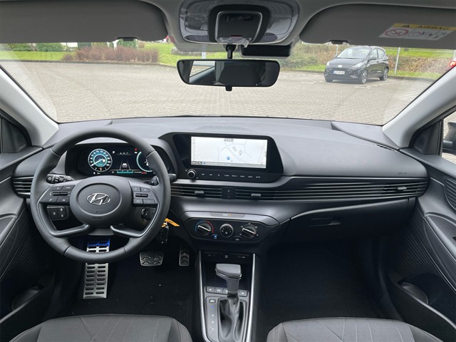 Fahrzeugabbildung Hyundai BAYON Trend > Automatik > Navigation