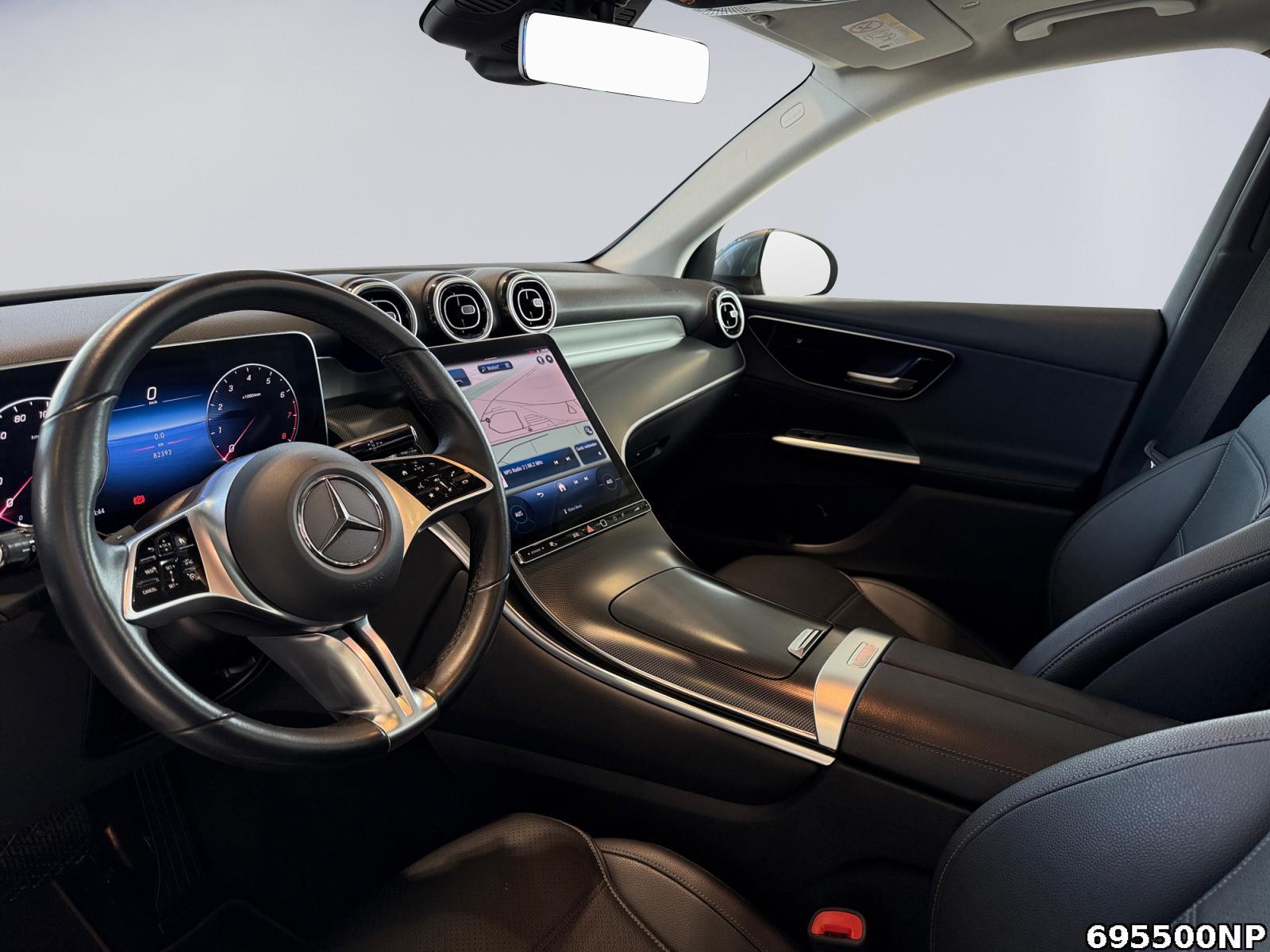 Fahrzeugabbildung Mercedes-Benz GLC 200 4M Avantgarde AHK Panorama Distronic LED