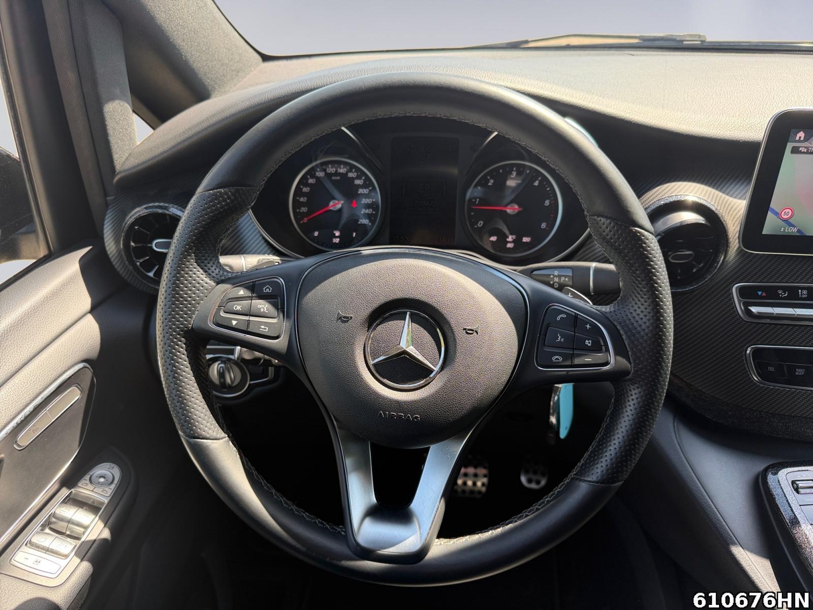 Fahrzeugabbildung Mercedes-Benz V 300 ED/L *SonderBekleb.*AHK2,5*4x4*STHZ*AMG*