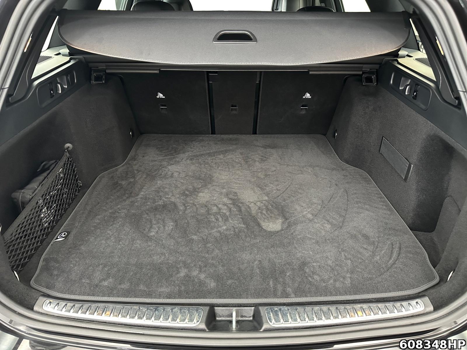 Fahrzeugabbildung Mercedes-Benz C 300 d T AMG