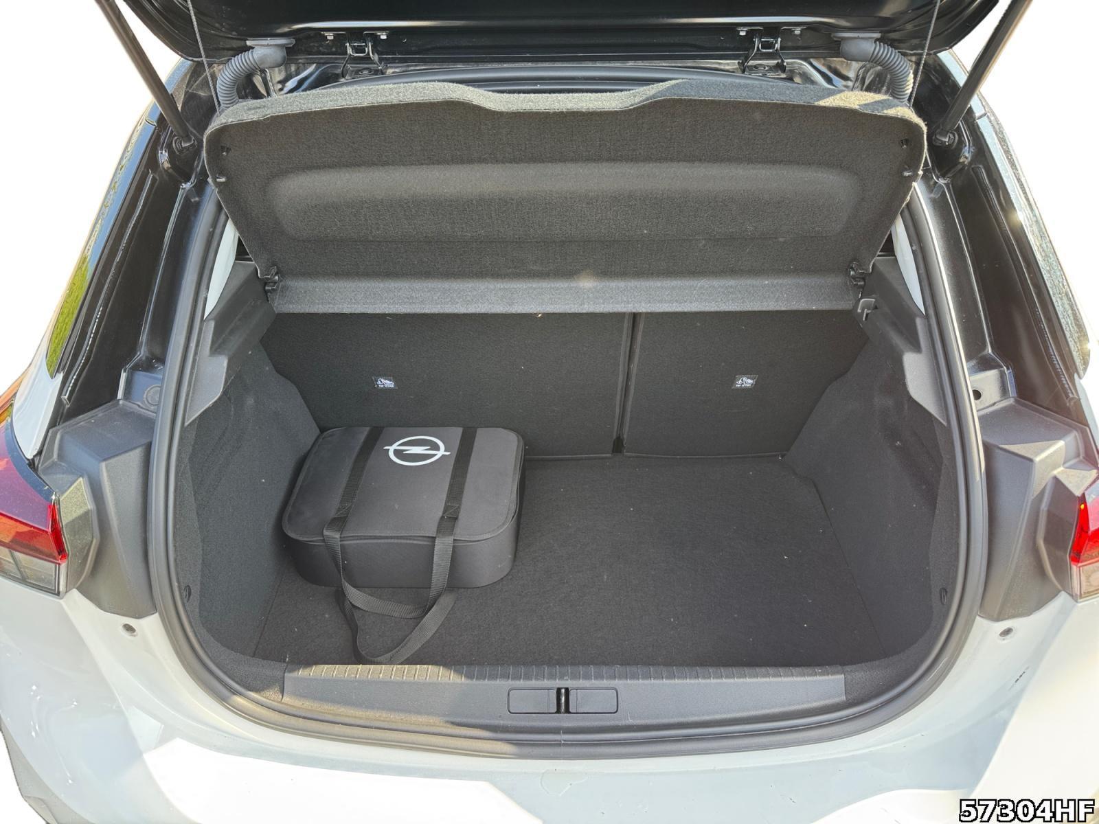 Fahrzeugabbildung Opel Corsa -e Edition