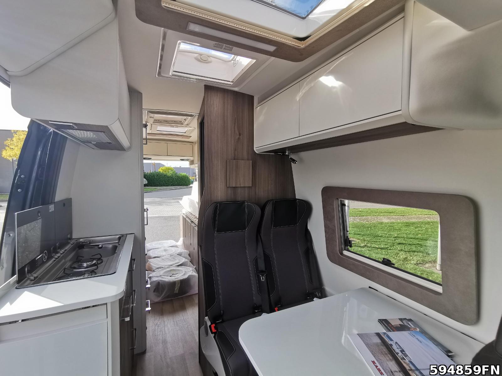 Fahrzeugabbildung Kabe Van 690 LB 