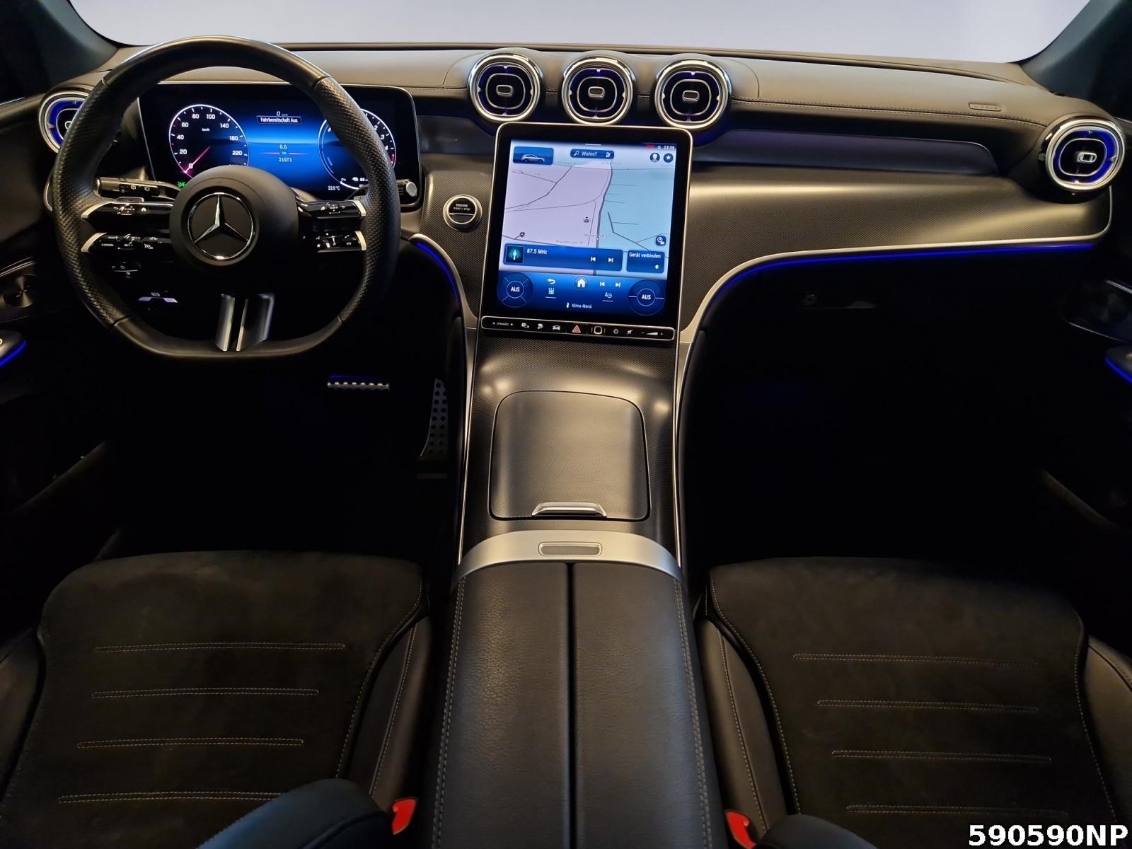 Fahrzeugabbildung Mercedes-Benz GLC 300 de 4M AMG Digital-Light AHK Night 360°