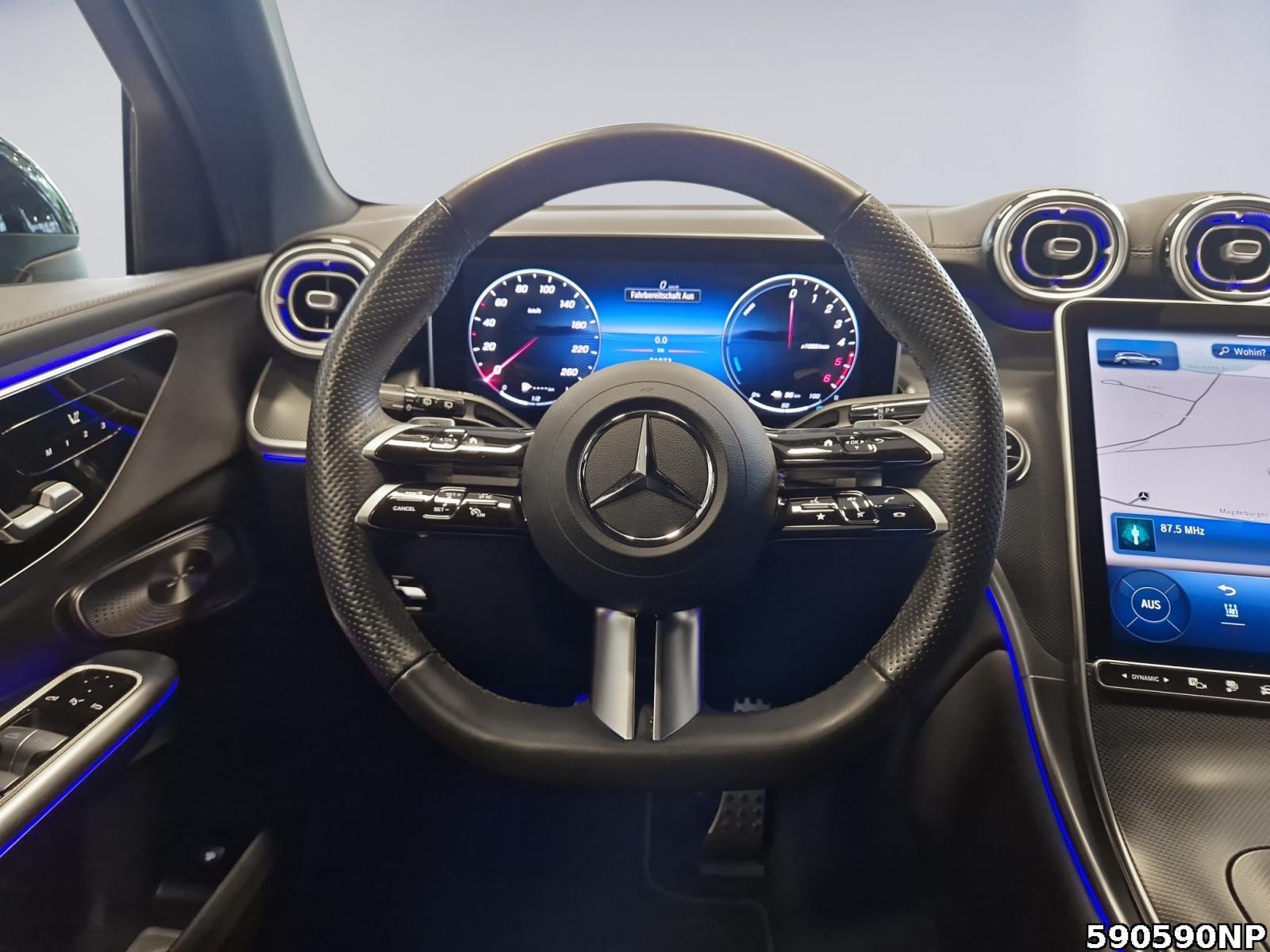 Fahrzeugabbildung Mercedes-Benz GLC 300 de 4M AMG Digital-Light AHK Night 360°