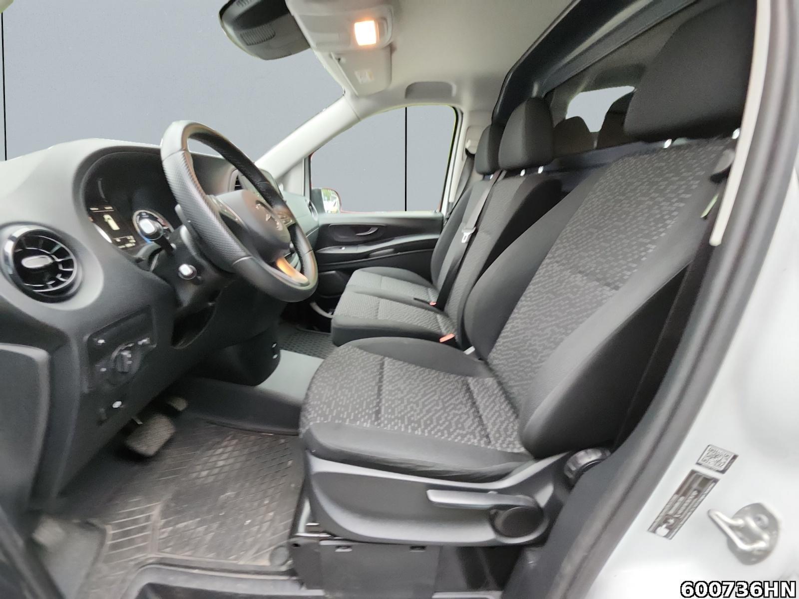 Fahrzeugabbildung Mercedes-Benz eVito 112 lang*Kamera*Tempomat*60KWh*EasyCargo*
