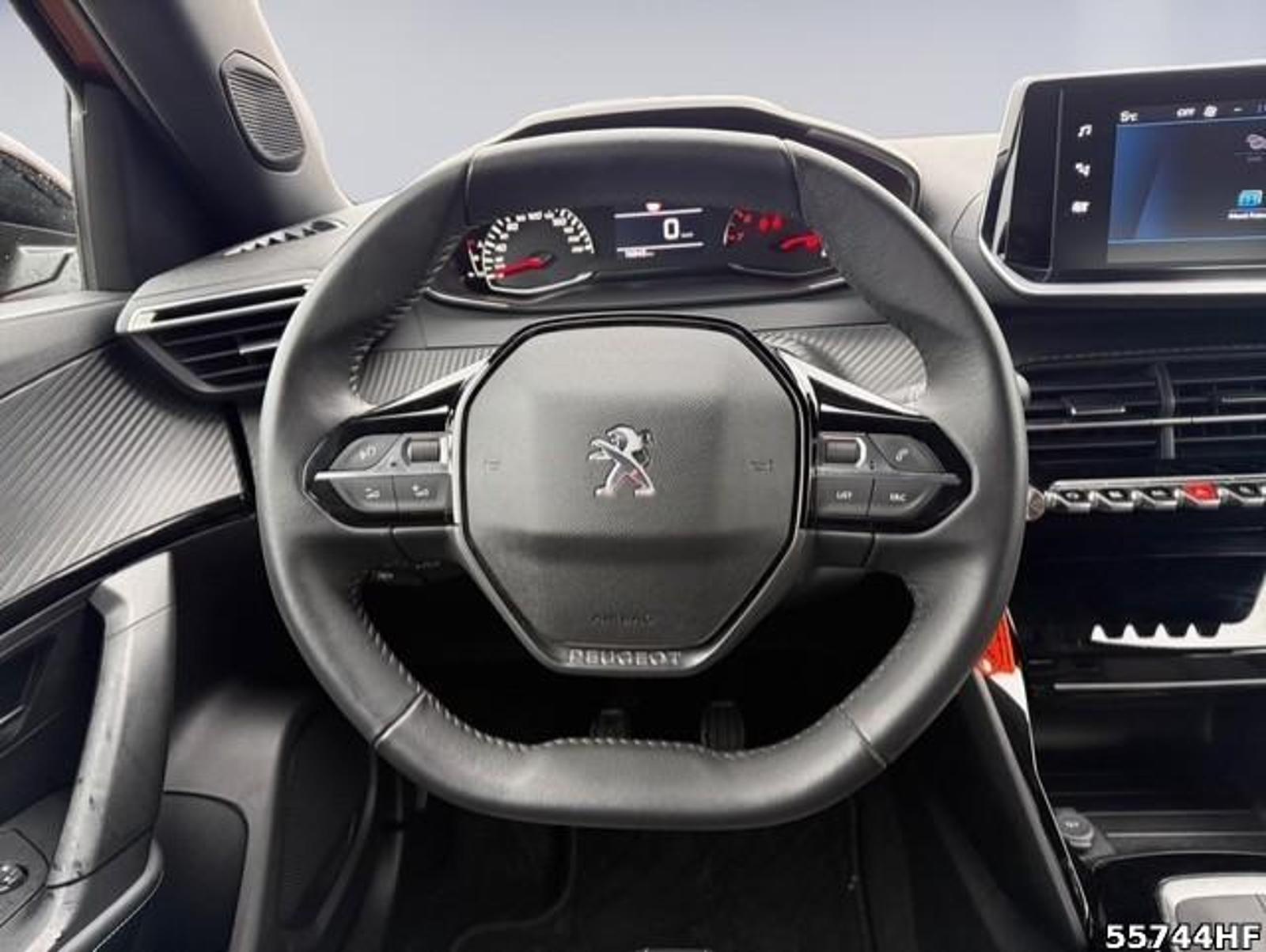Fahrzeugabbildung Peugeot 2008 Allure +LED+TEMPOMAT+CARPLAY+LANEASSIST+