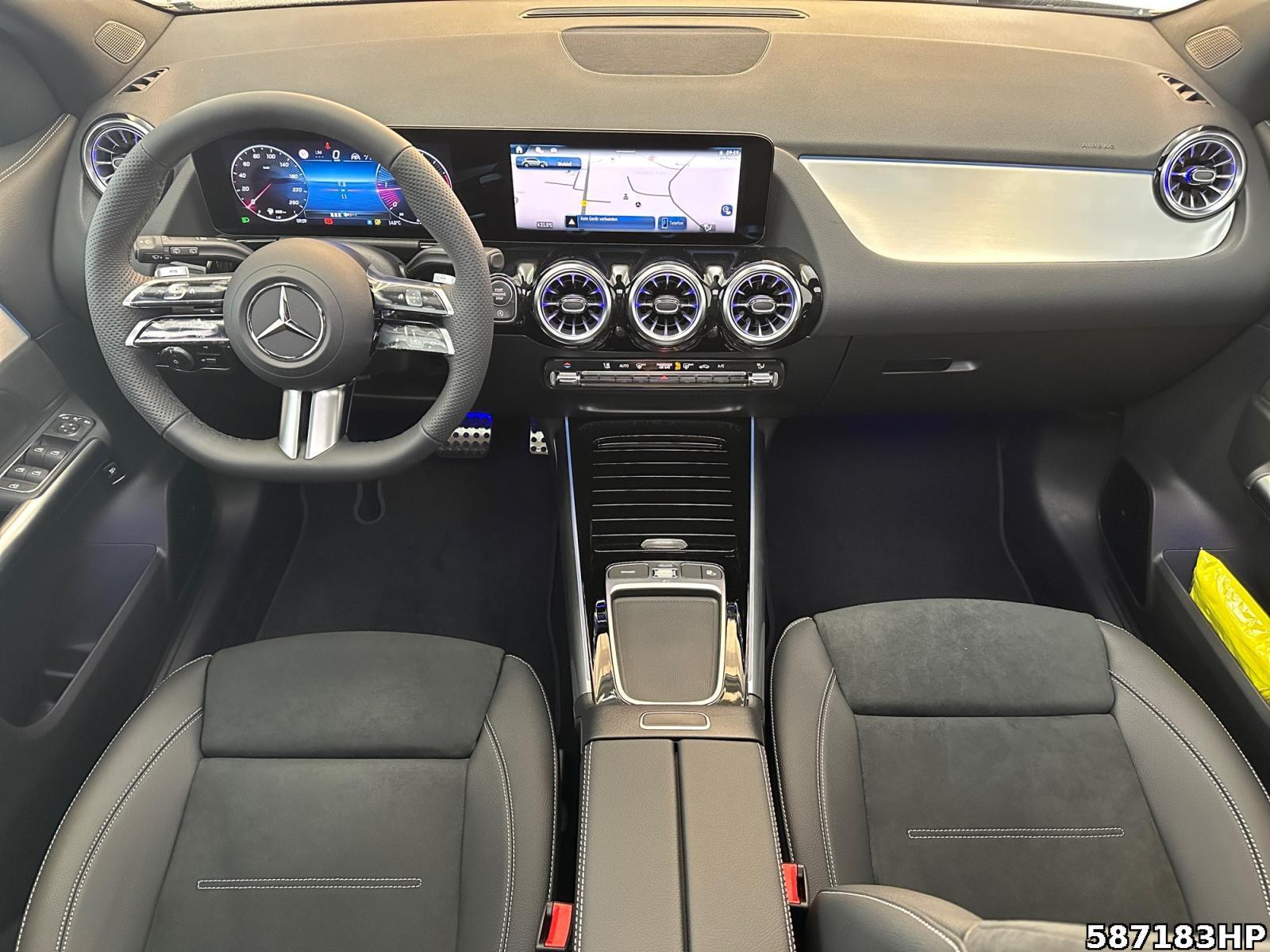 Fahrzeugabbildung Mercedes-Benz GLA 200 d +AMG+NIGHT+AHK+PANO+MEMORY+DISTRONIC+
