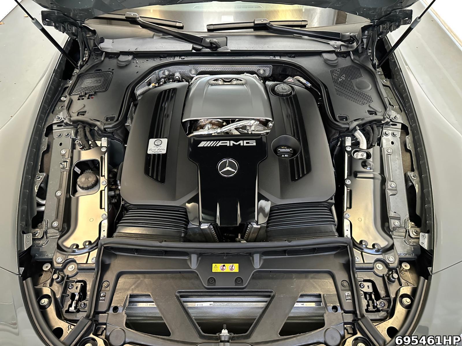 Fahrzeugabbildung Mercedes-Benz SL 63 AMG 4Matic + +PREMIUM-PLUS+NIGHT-PAKET+