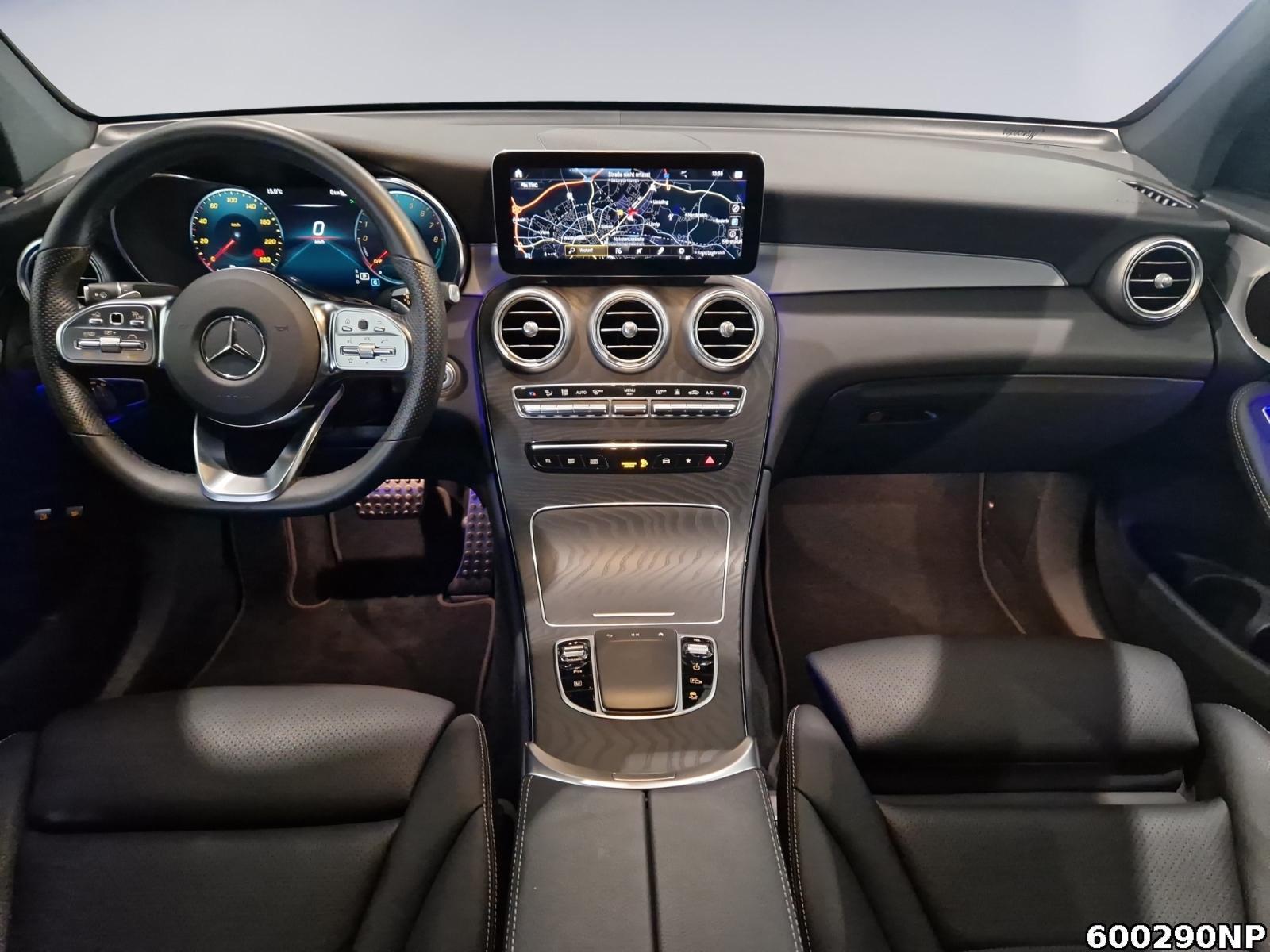 Fahrzeugabbildung Mercedes-Benz GLC 300 e 4M Coupé AMG DISTRONIC Night 360° 19