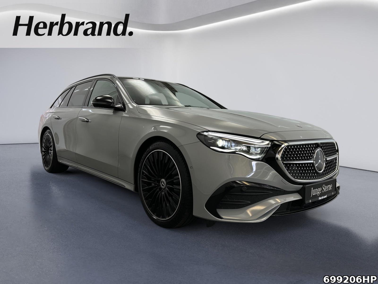 Fahrzeugabbildung Mercedes-Benz E 300 T AMG Night DISTRONIC AHK Pano DIGITAL