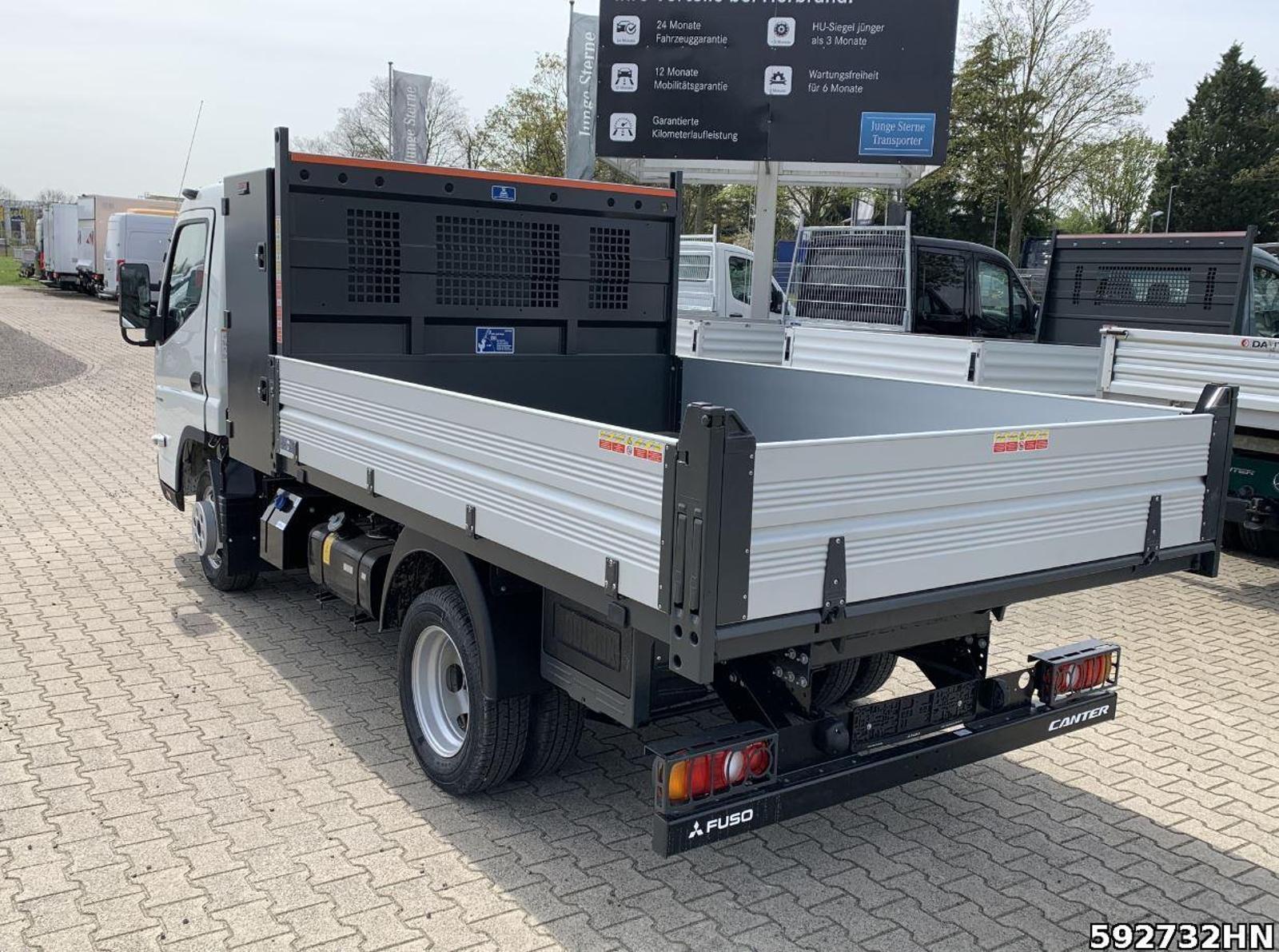 Fahrzeugabbildung FUSO Canter 3C15 AMT Werkzeugbox, Heckkipper Vfhrzg.