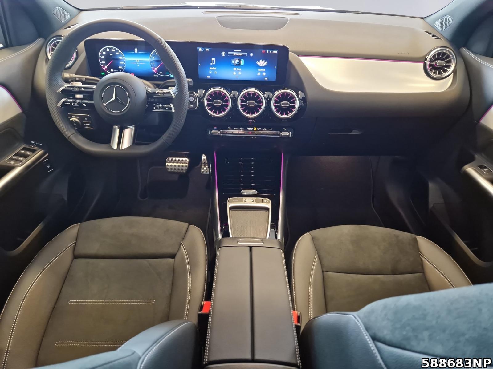 Fahrzeugabbildung Mercedes-Benz GLA 200 SPECIAL-EDITION+20