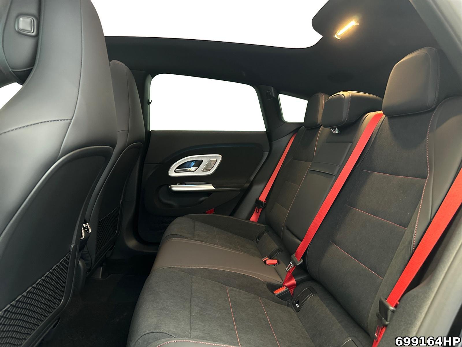 Fahrzeugabbildung Mercedes-Benz CLA 200 Shooting Brake +AMG+HUD+360°KA+PREMIUM+HUD+MASSAGE+