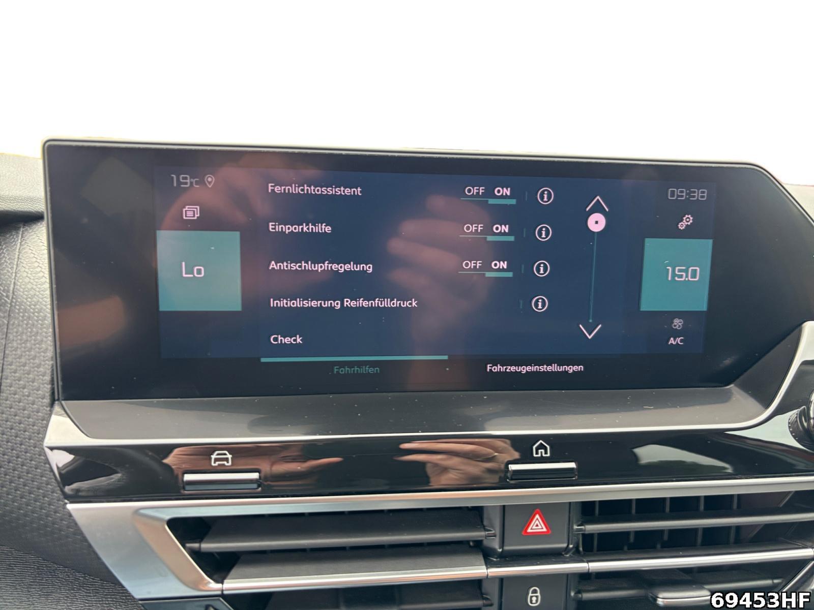 Fahrzeugabbildung Citroën C4 Elektromotor e-Shine