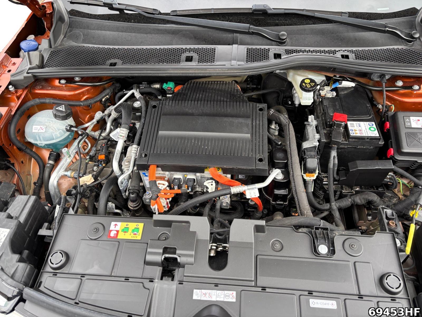 Fahrzeugabbildung Citroën C4 Elektromotor e-Shine