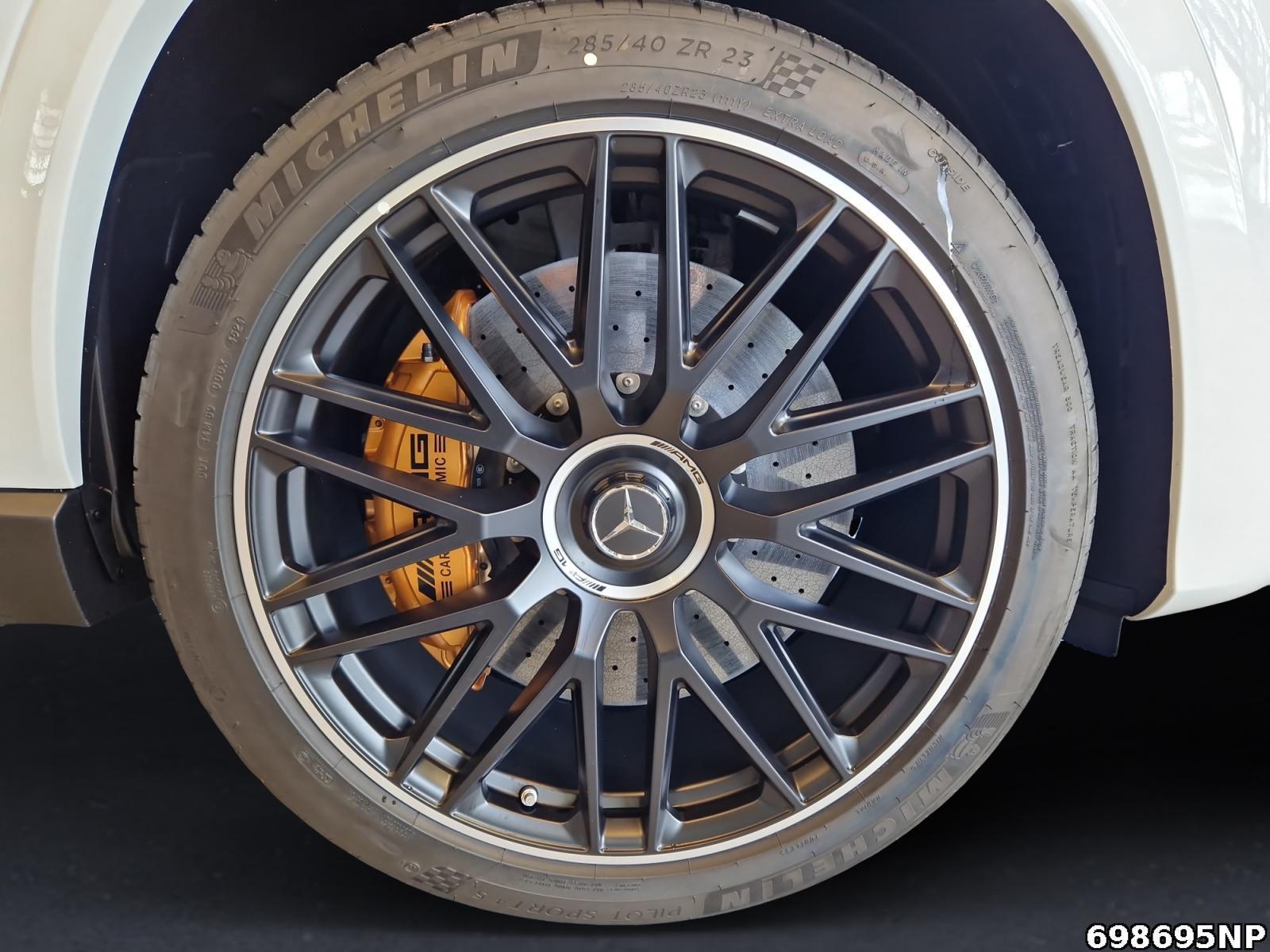 Fahrzeugabbildung Mercedes-Benz GLS 63 +STANDHEIZUNG+HUD+PANO+DRIVERSPACKAGE+