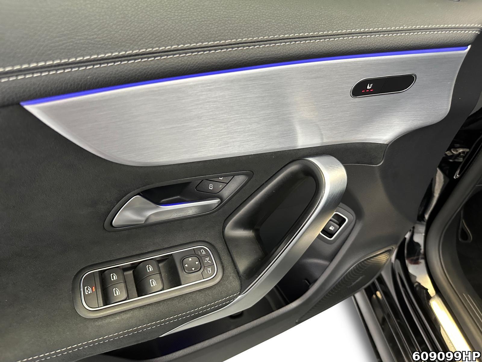 Fahrzeugabbildung Mercedes-Benz CLA 250 Shooting Brake e AMG Line Night Kamera CarPlay LED